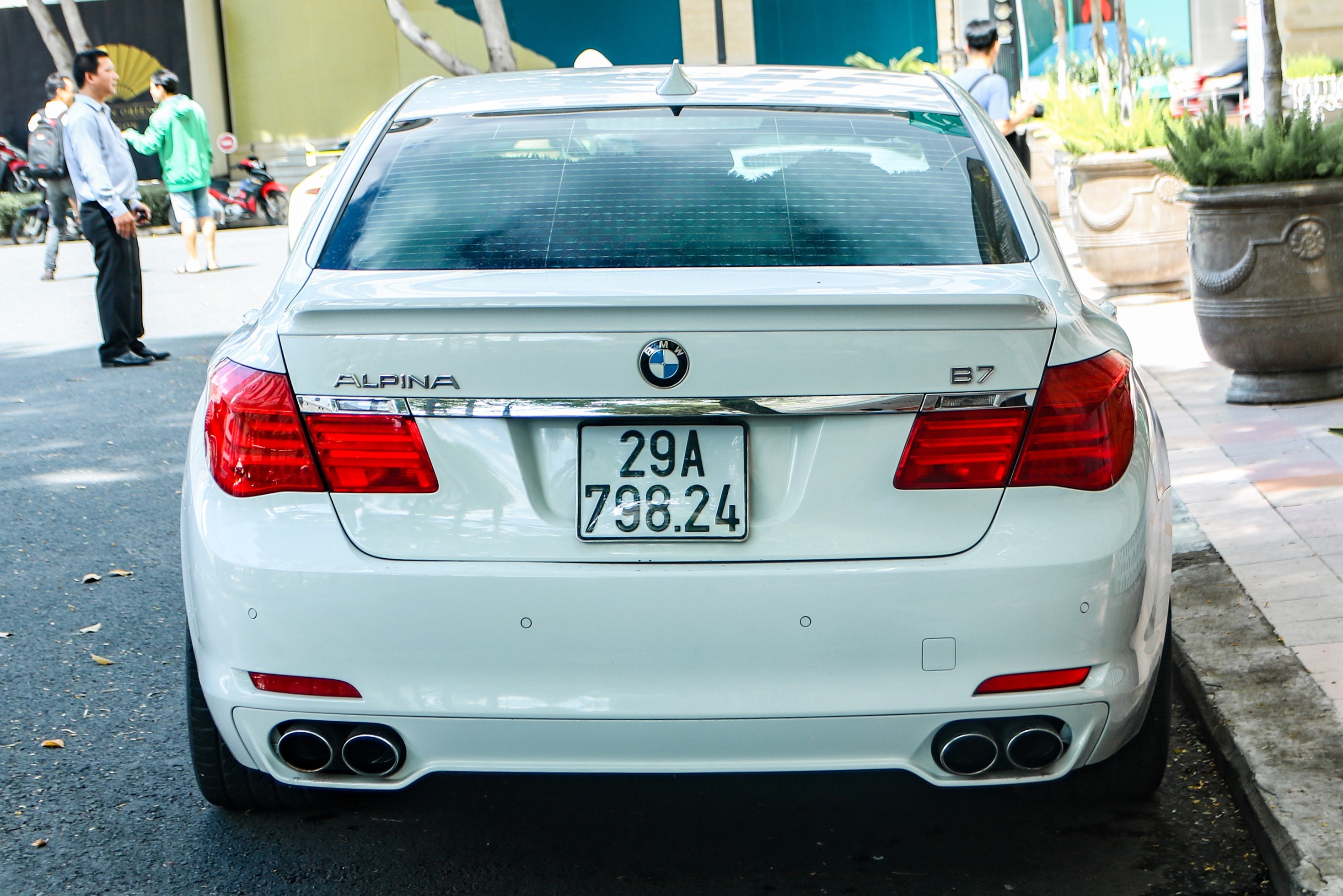 Alpina B7 hang hiem anh 7