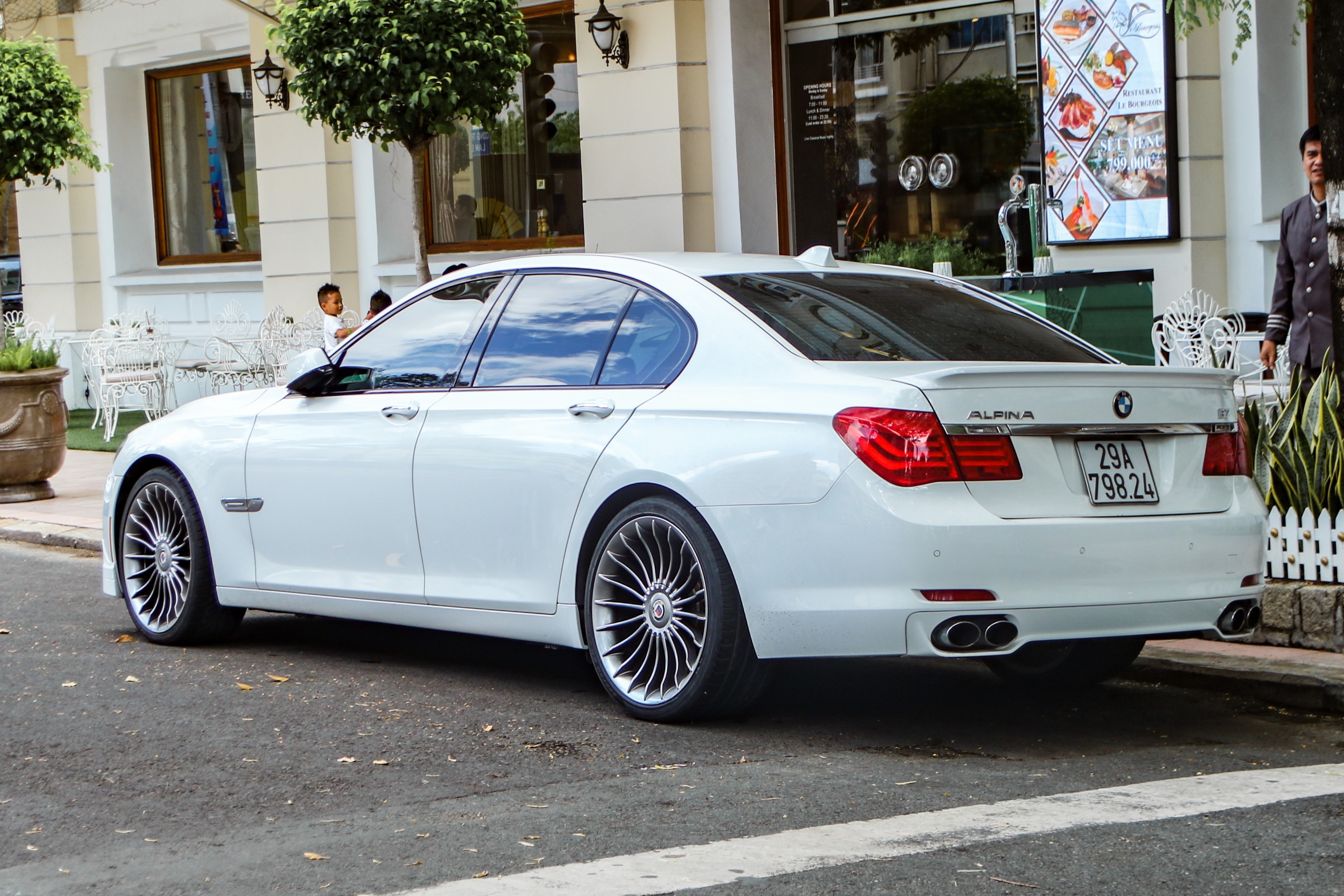 Alpina B7 hang hiem anh 10