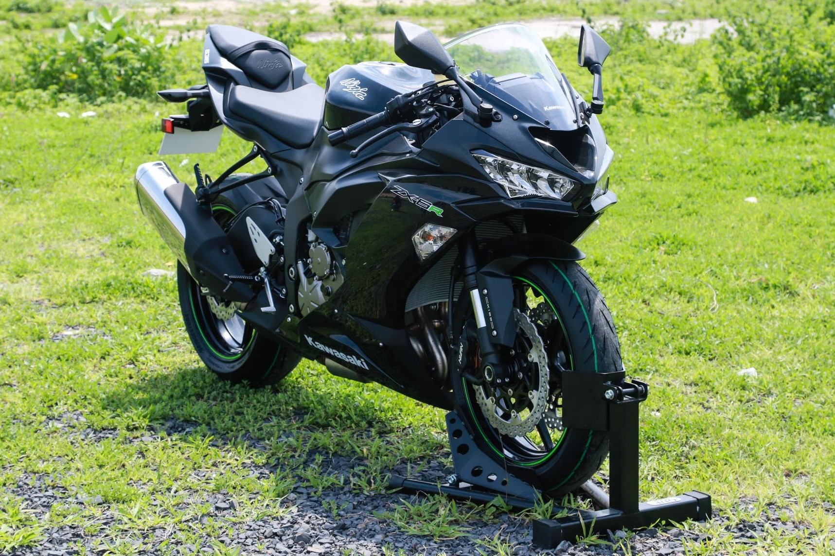 So sánh Yamaha R6 và Kawasaki ZX-6R ảnh 2 So sanh Yamaha R6 va Kawasaki ZX-6R anh 2