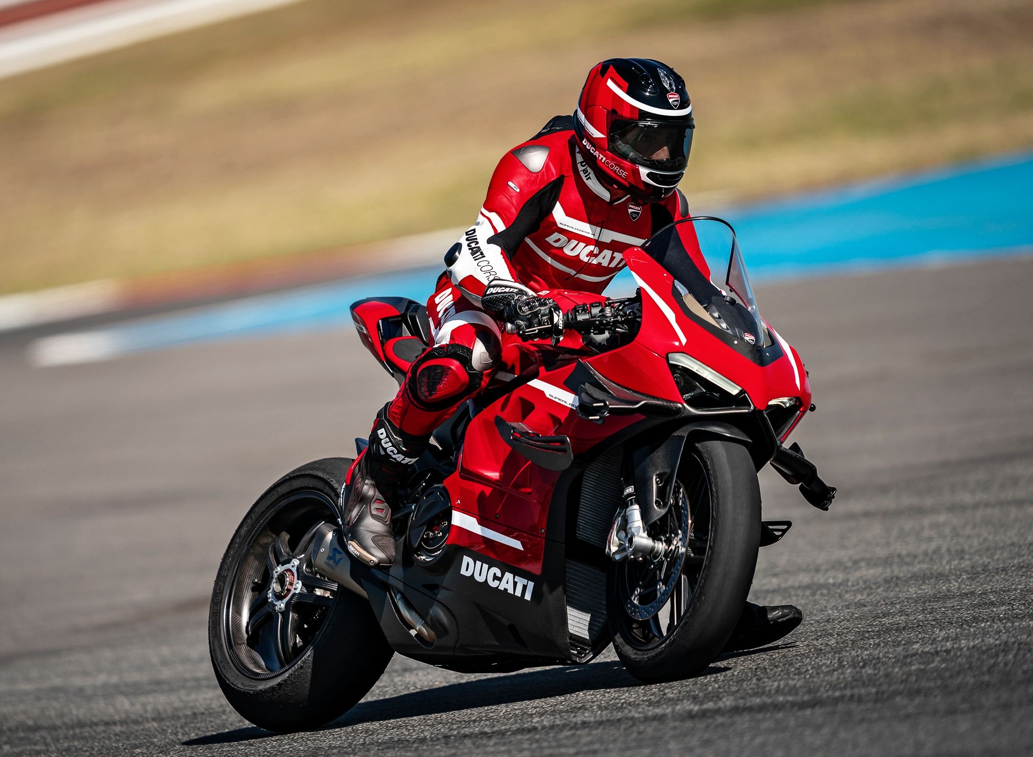 Ducati Superleggera V4 co gia 100.000 USD anh 10