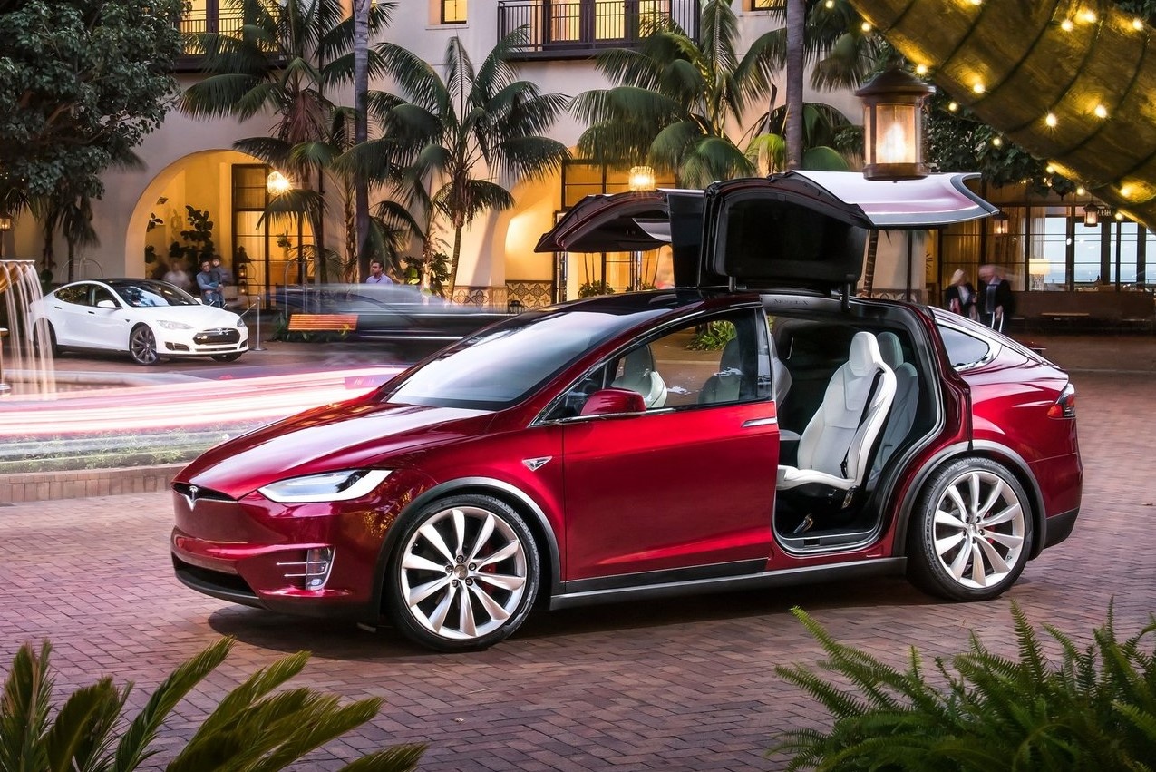 10 mau SUV tang toc nhanh nhat nam 2020, dung dau la mau xe dien hinh anh