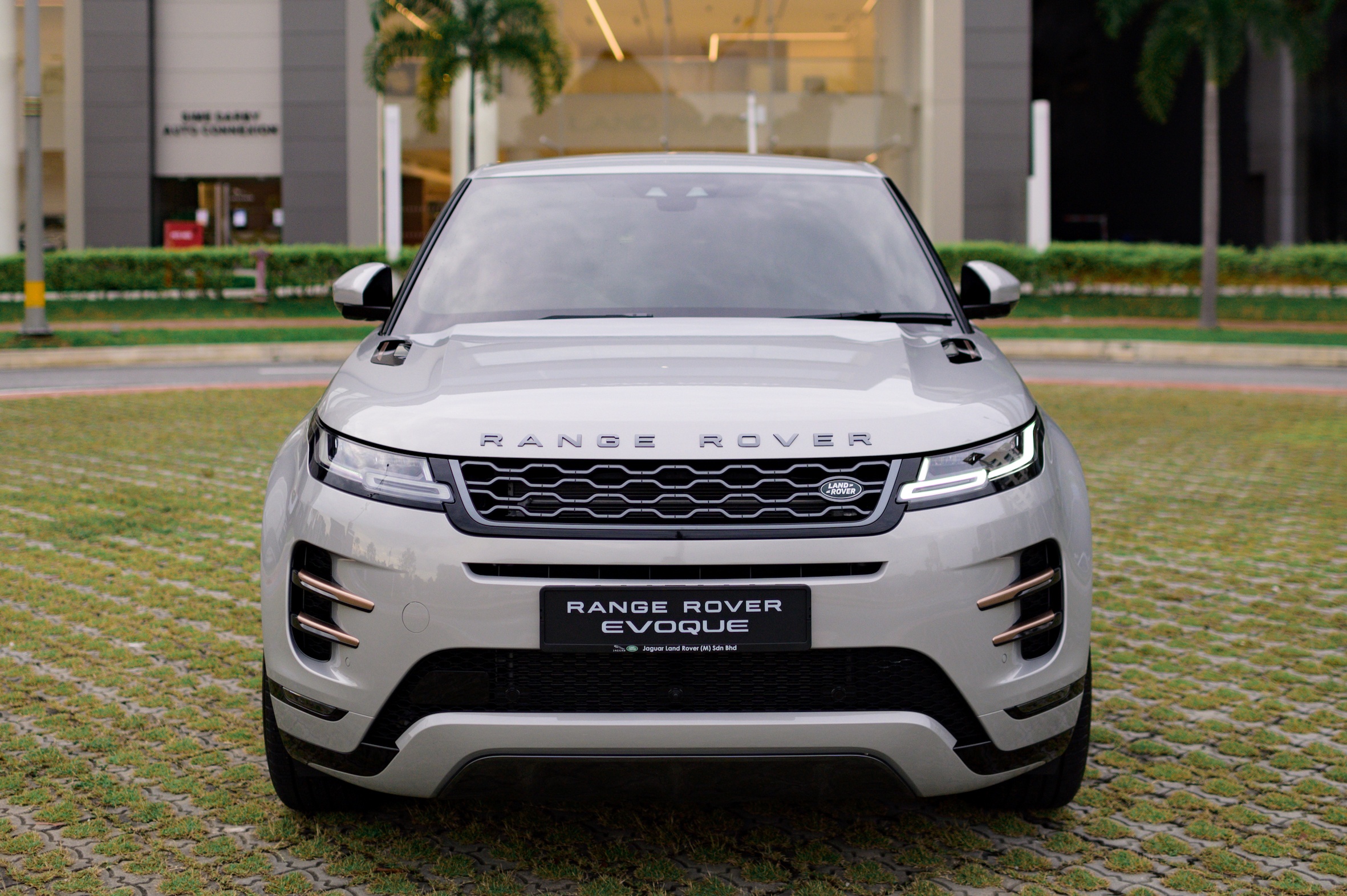 Range Rover Evoque 2020 co gia tu 99.500 USD anh 4