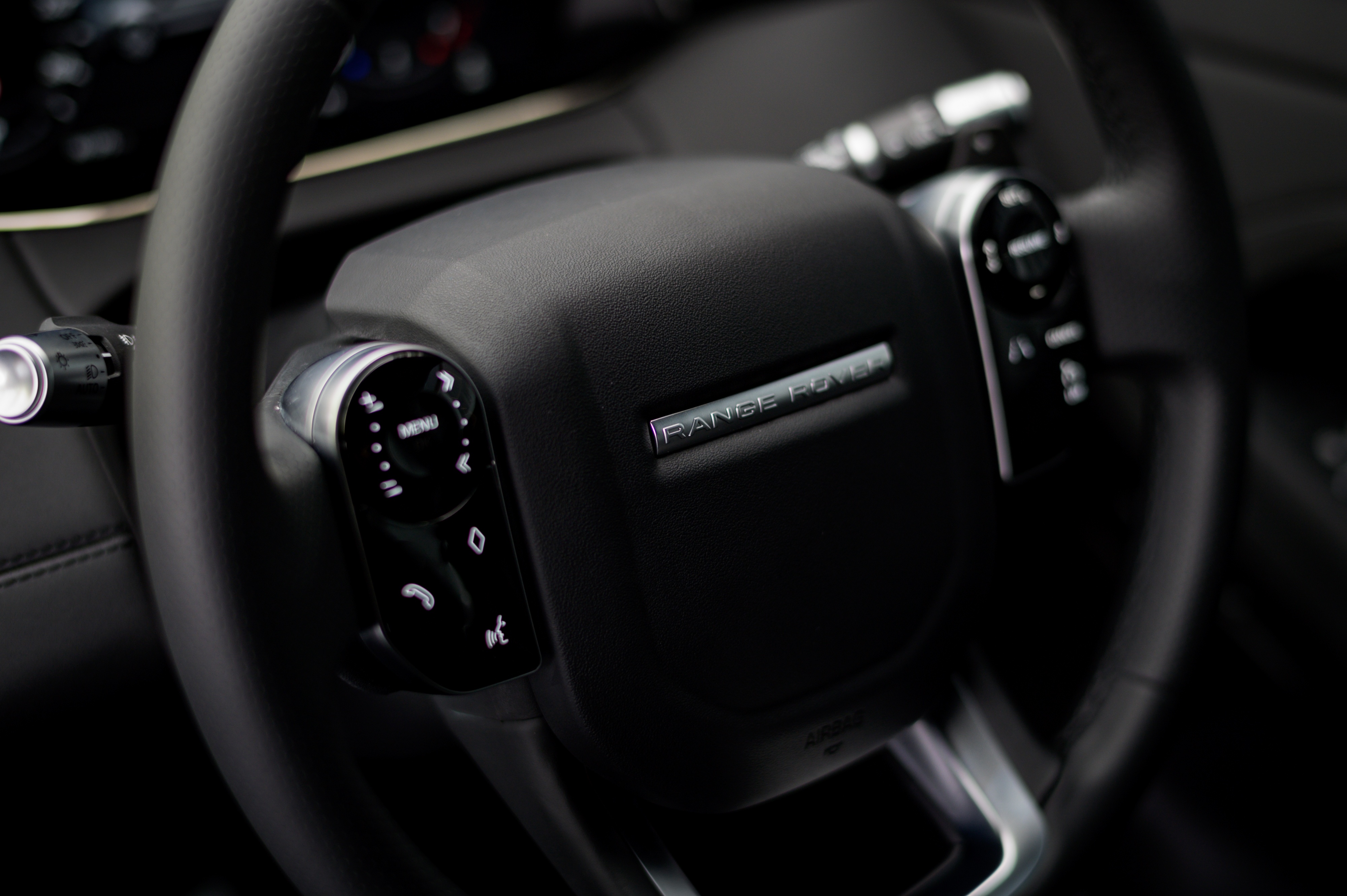 Range Rover Evoque 2020 co gia tu 99.500 USD anh 7