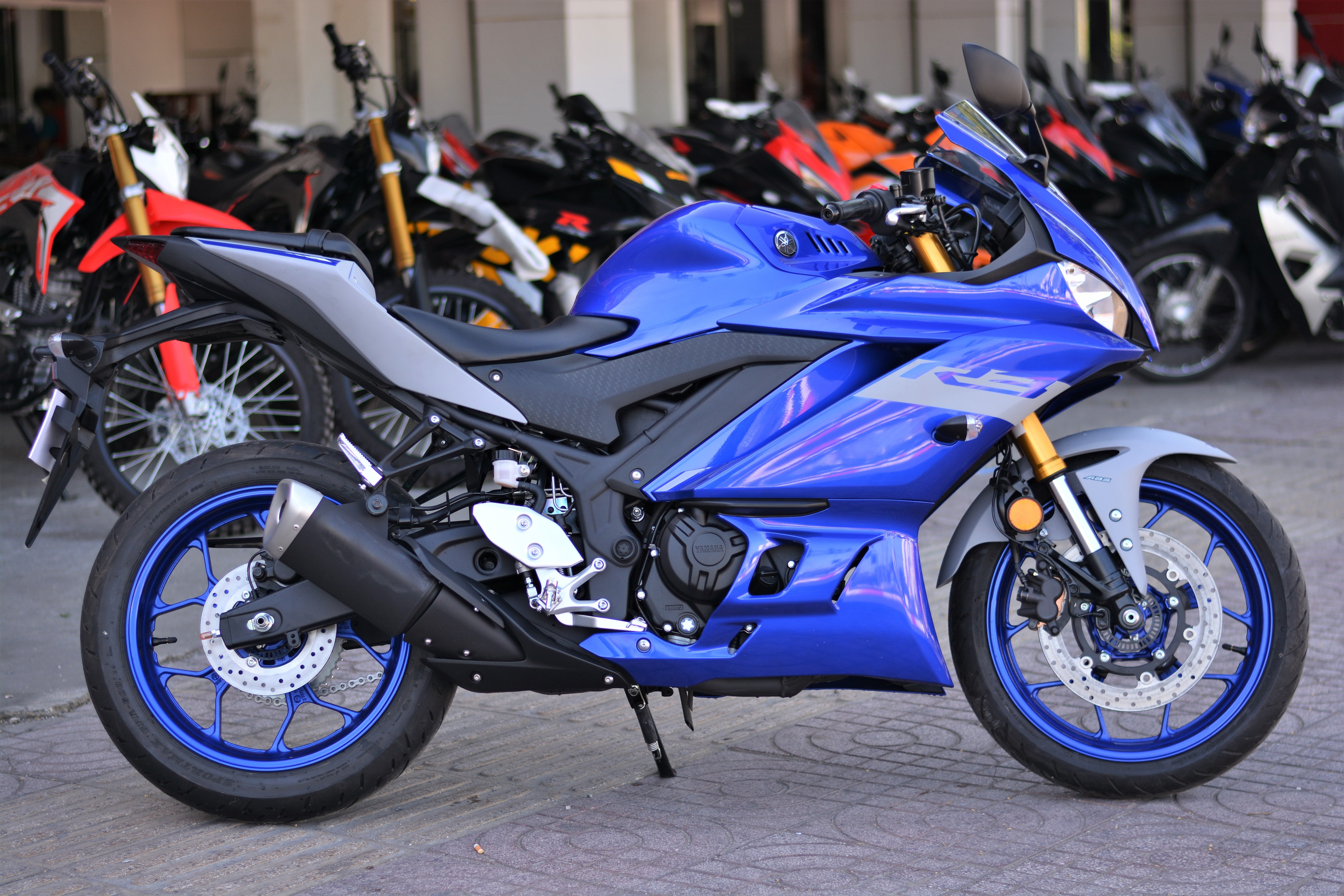 CFMoto 300SR đấu Yamaha R3 ảnh 14 CFMoto 300SR dau Yamaha R3 anh 14