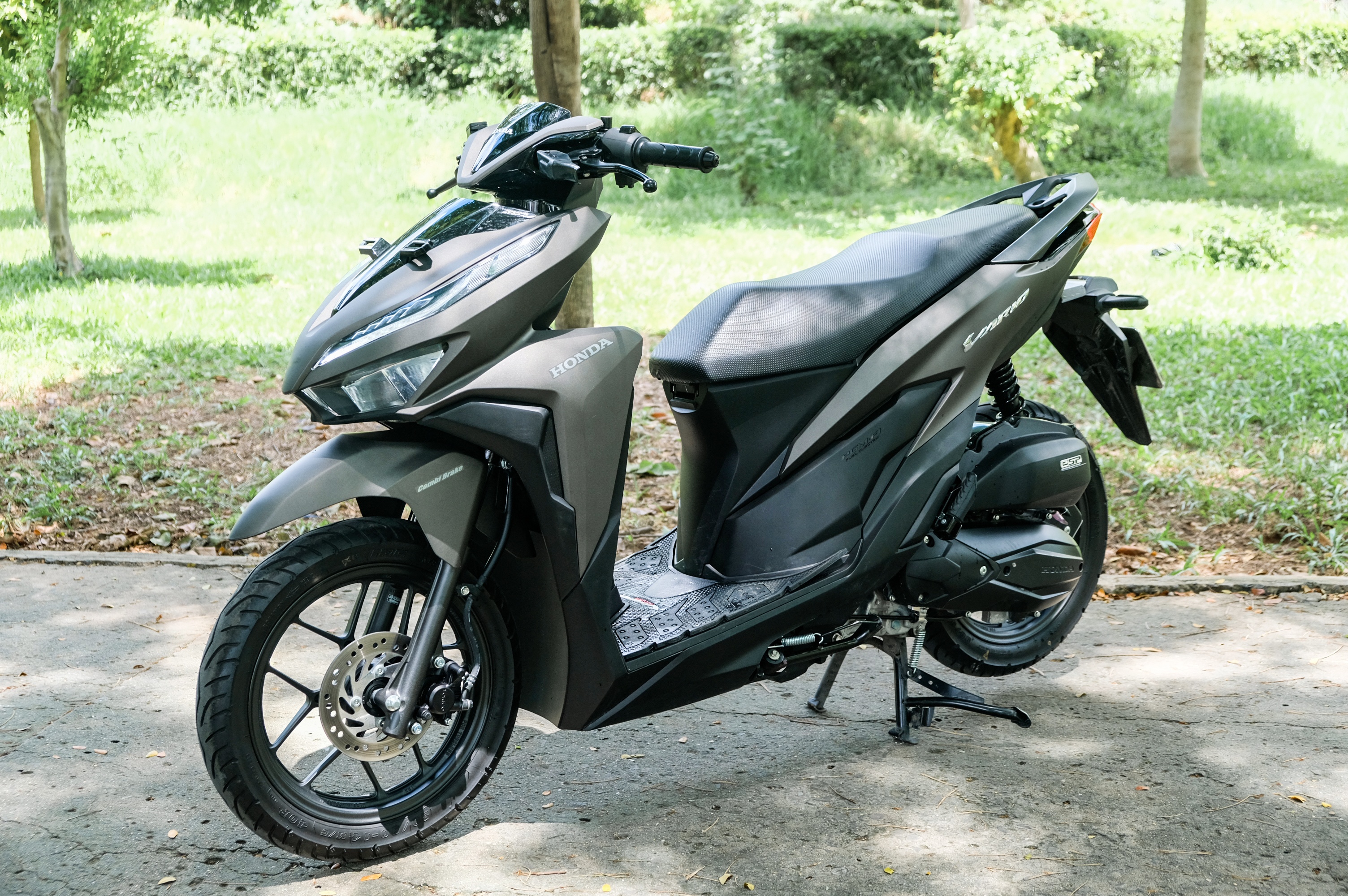 Chi tiet Honda Vario rao gia 900 trieu anh 7