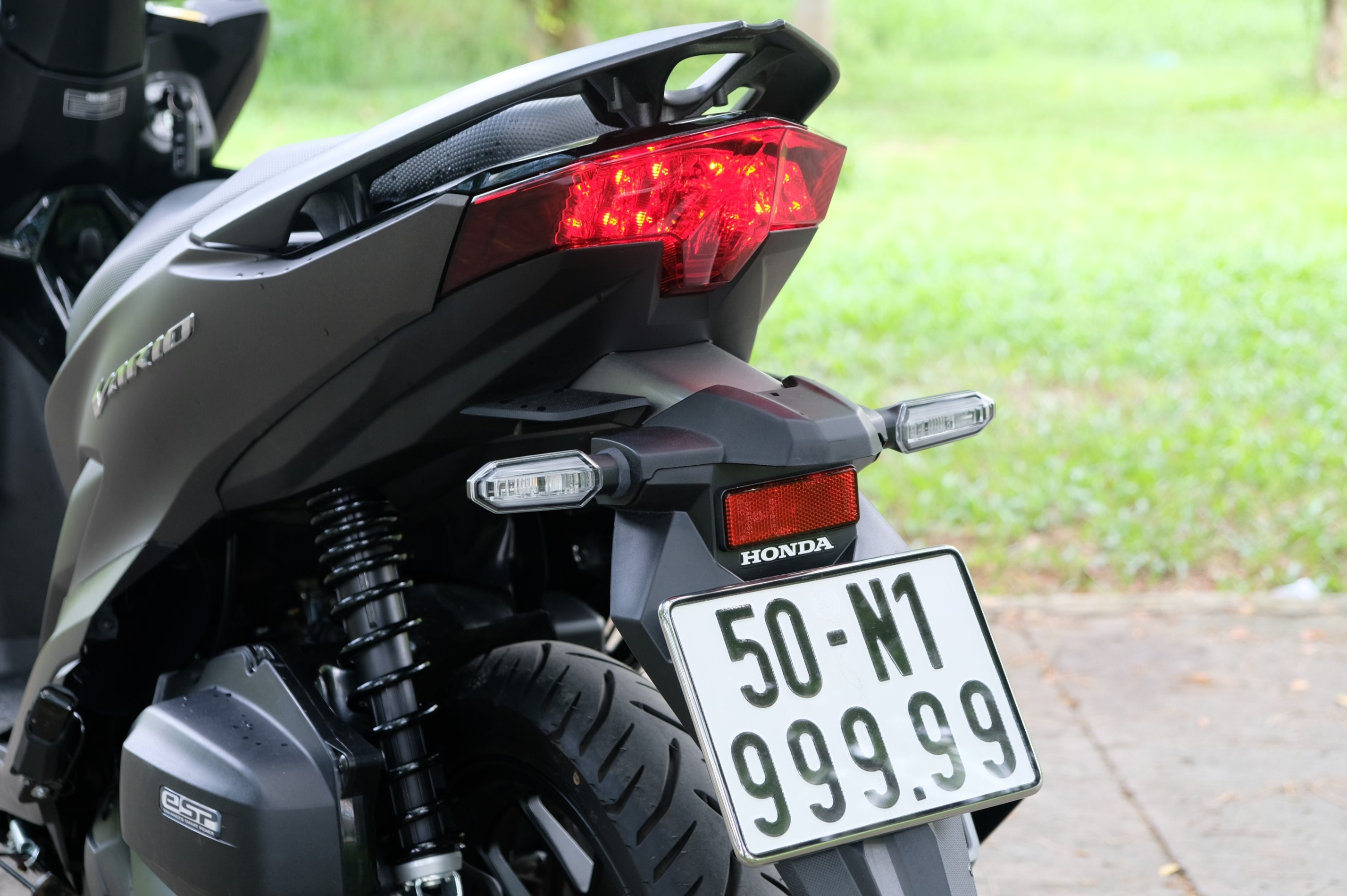 Chi tiet Honda Vario rao gia 900 trieu anh 4