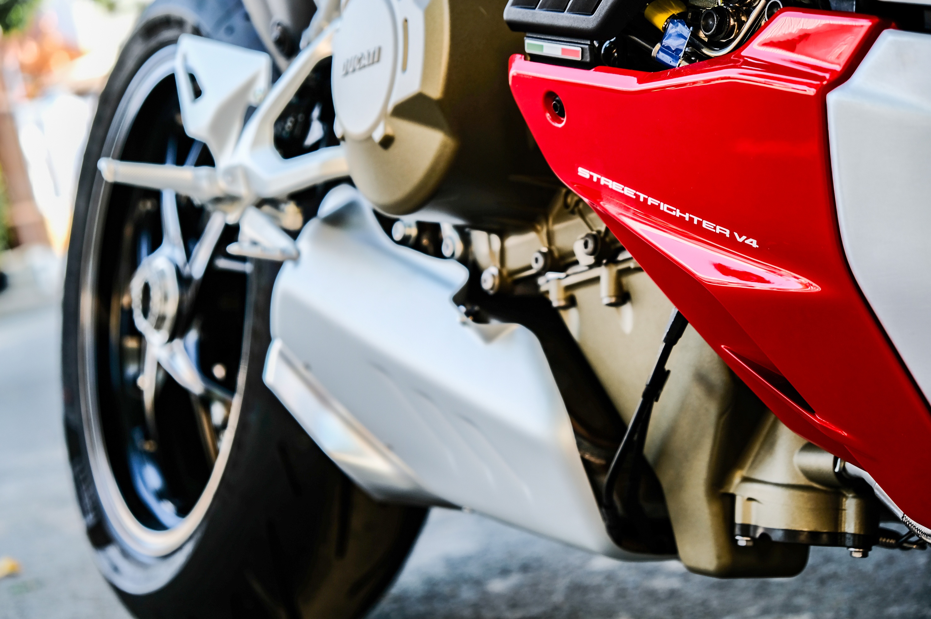 Chi tiet Ducati Streetfighter V4 dau tien Viet Nam anh 14