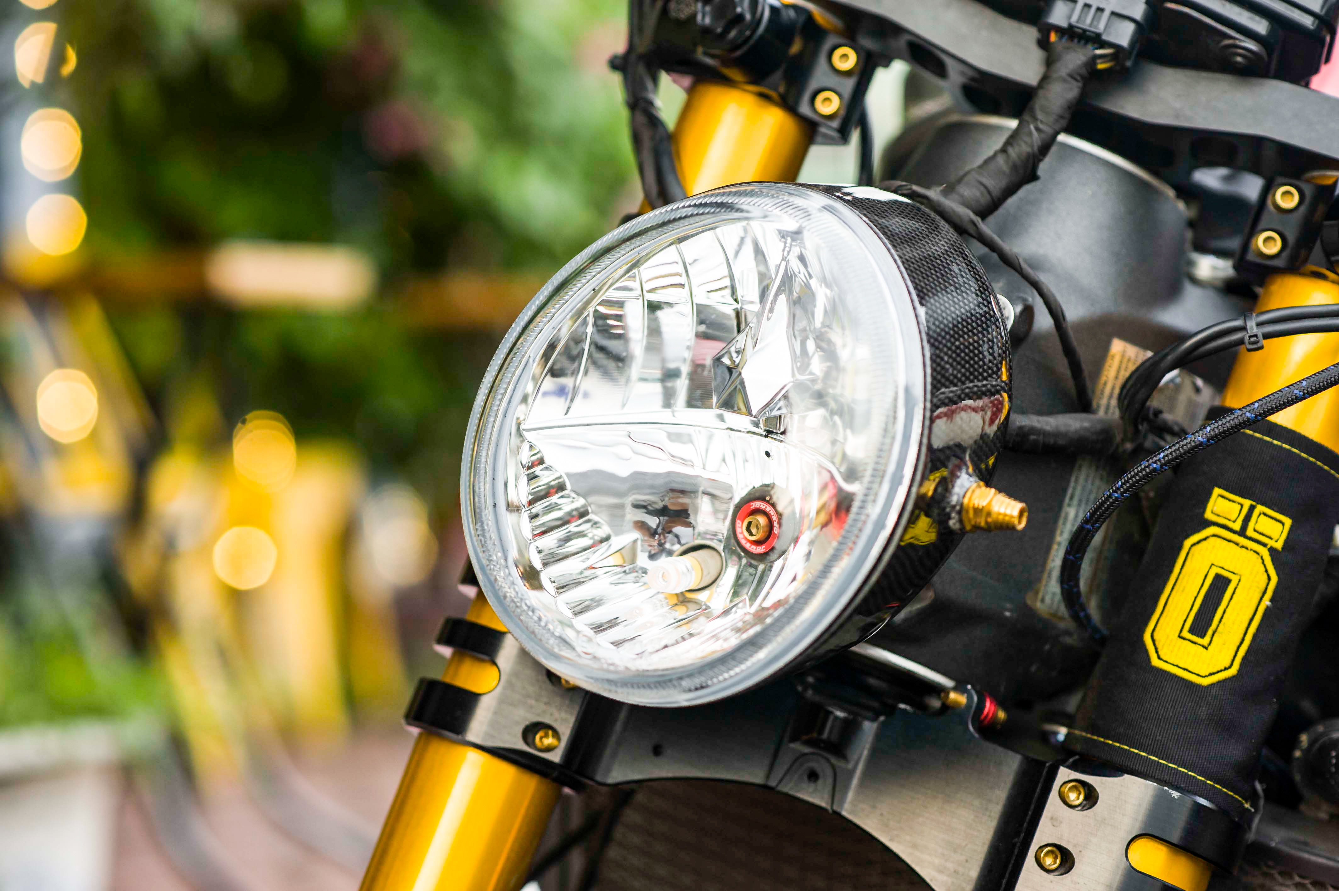 Ducati 1199 Panigale S do cafe racer anh 6