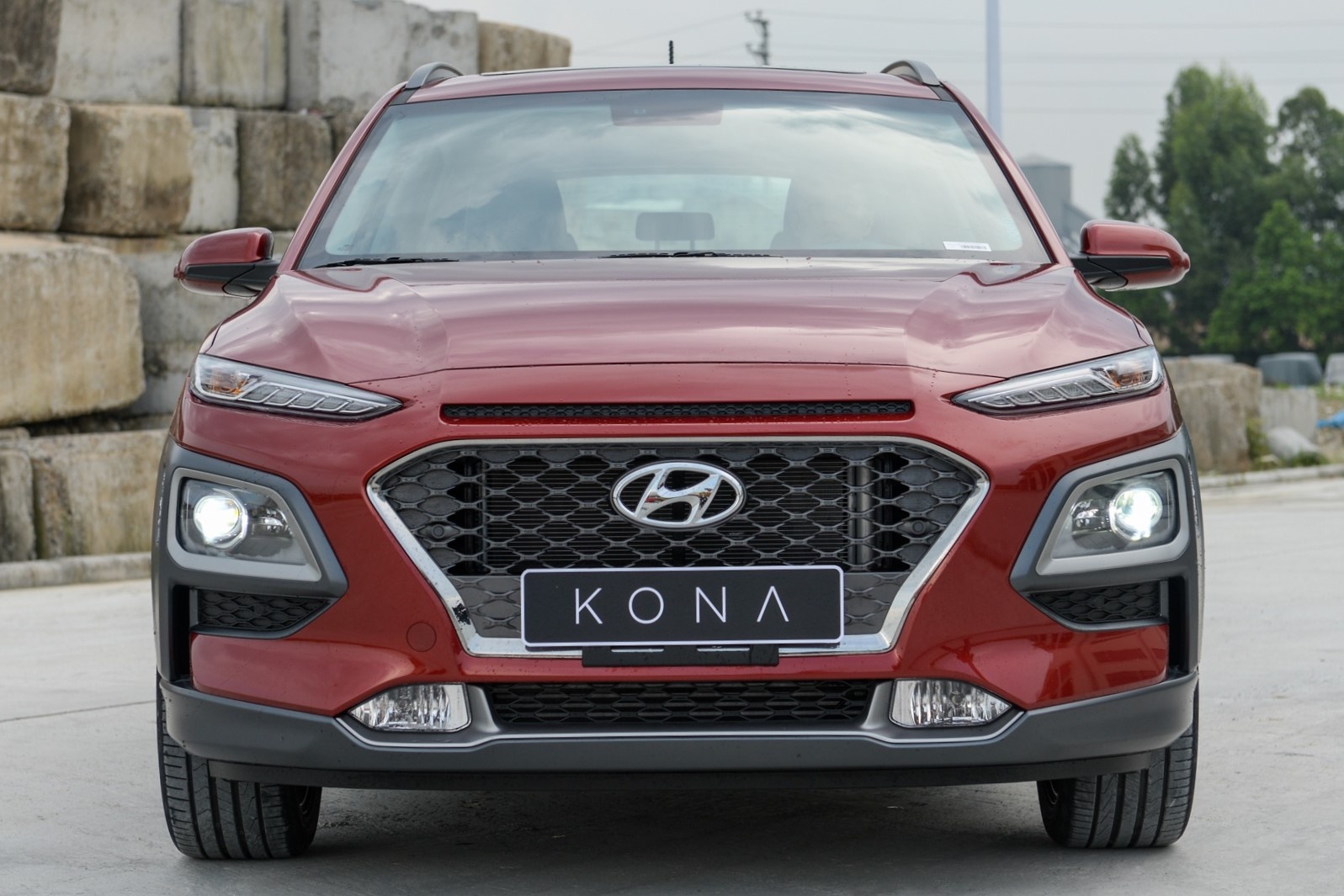 Chọn Kia Seltos 1.4 Premium hay Hyundai Kona 1.6 Turbo? ảnh 4 Chon Kia Seltos 1.4 Premium hay Hyundai Kona 1.6 Turbo? anh 4