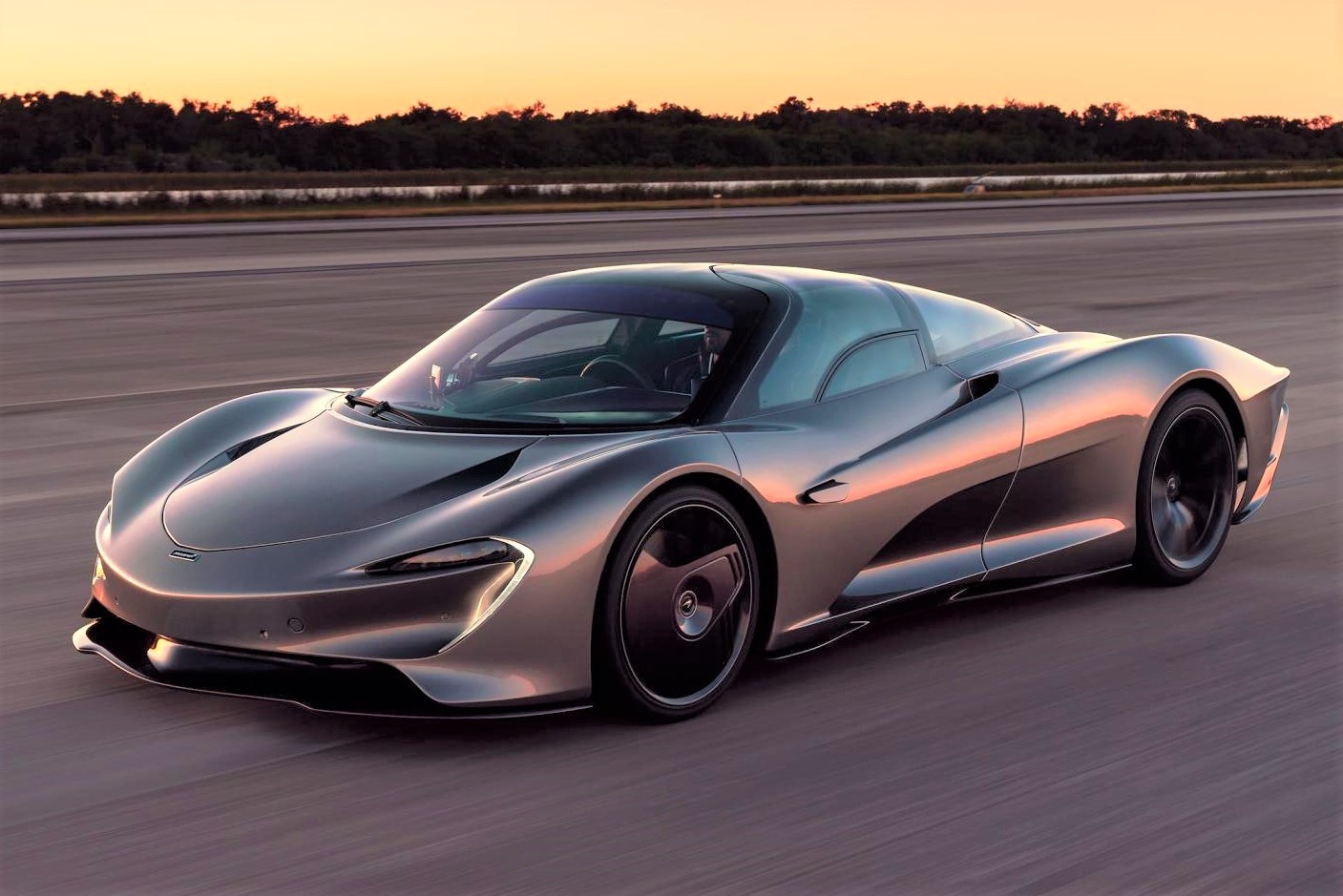 Nhung mau oto mang thiet ke 3 cho ngoi doc la tren the gioi hinh anh