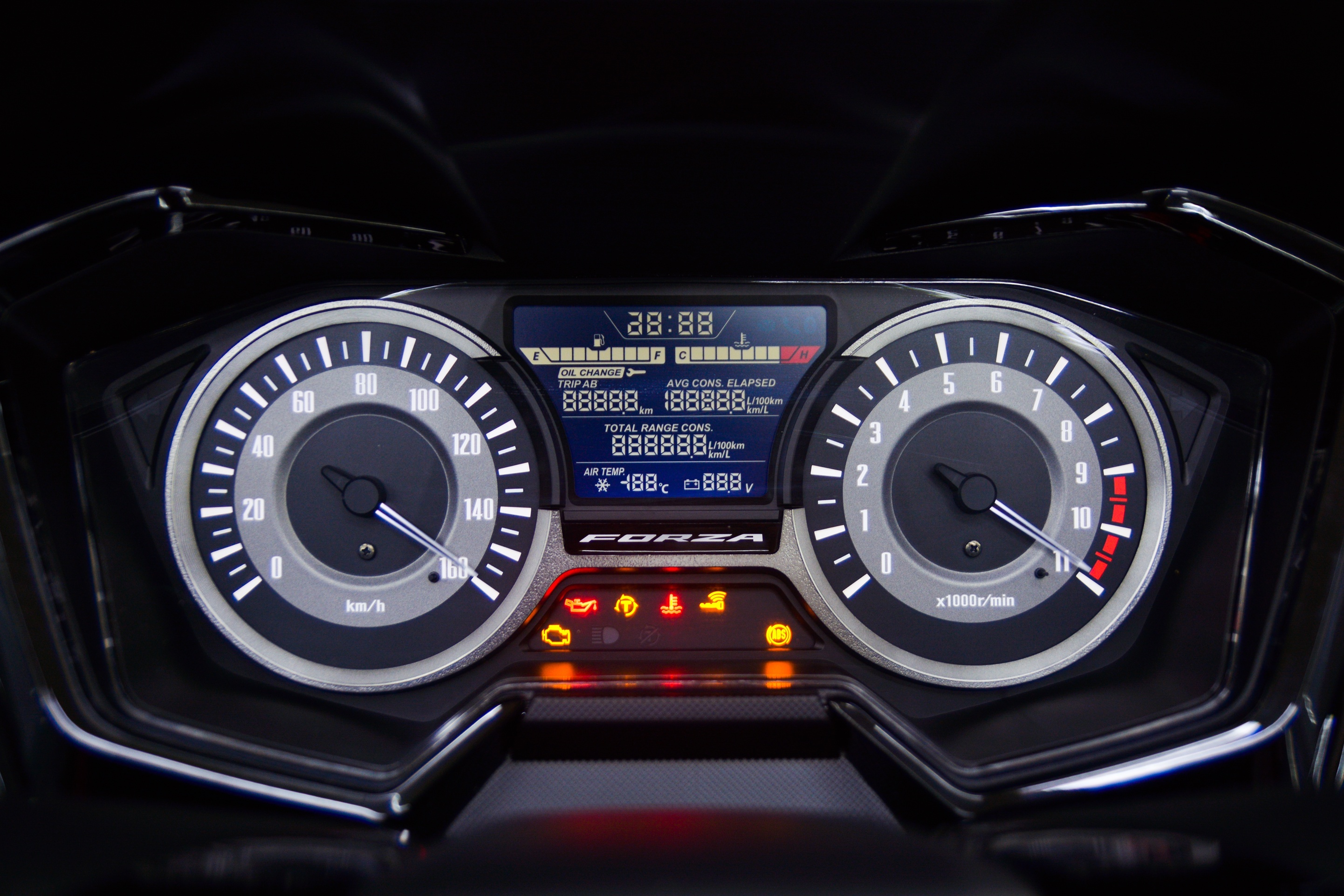 Những mẫu tay ga bản giới hạn giá trăm triệu tại Việt Nam ảnh 20 Nhung mau tay ga ban gioi han gia tram trieu tai Viet Nam anh 20