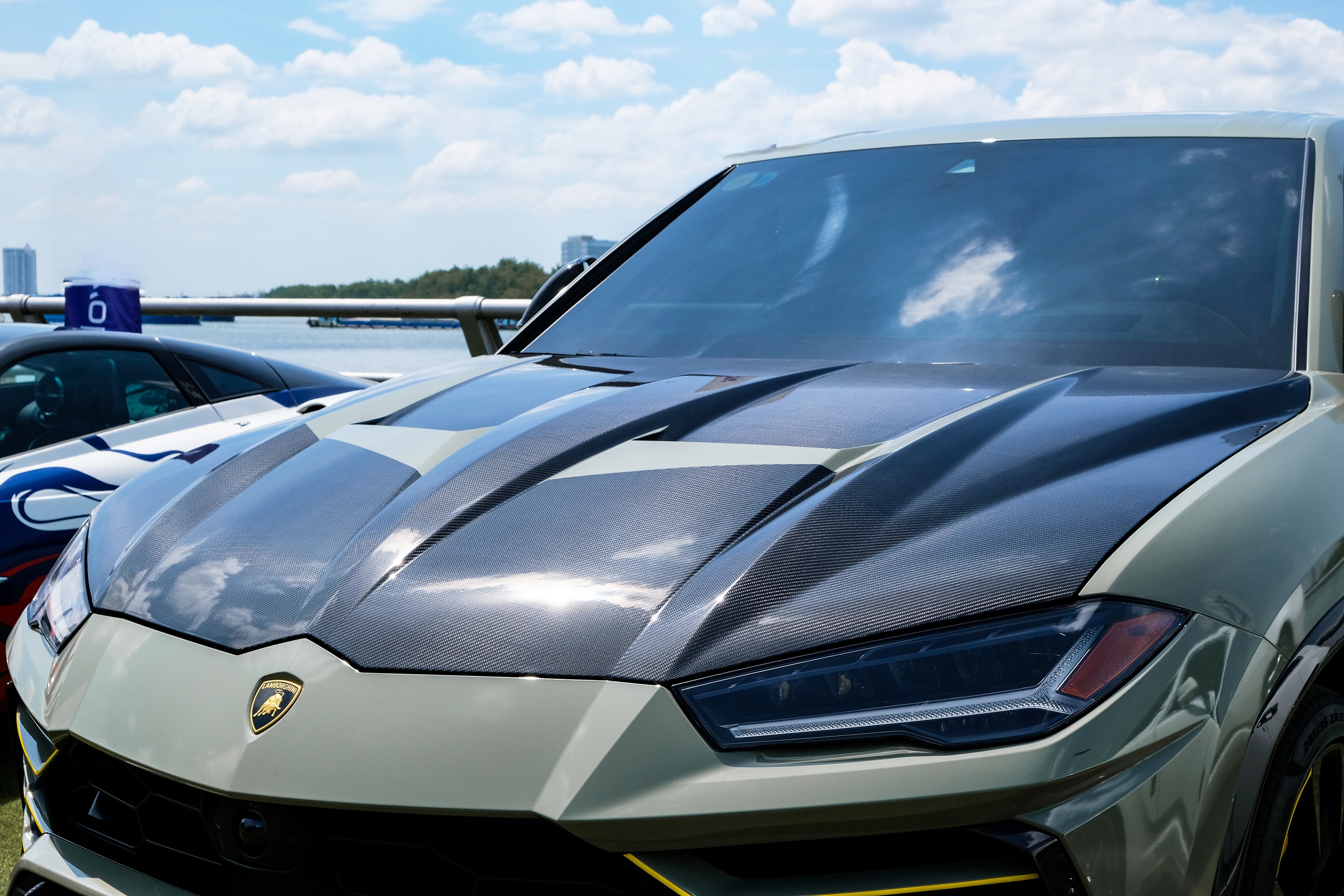 Lamborghini Urus với gói độ TopCar tại Việt Nam ảnh 4 Lamborghini Urus voi goi do TopCar tai Viet Nam anh 4