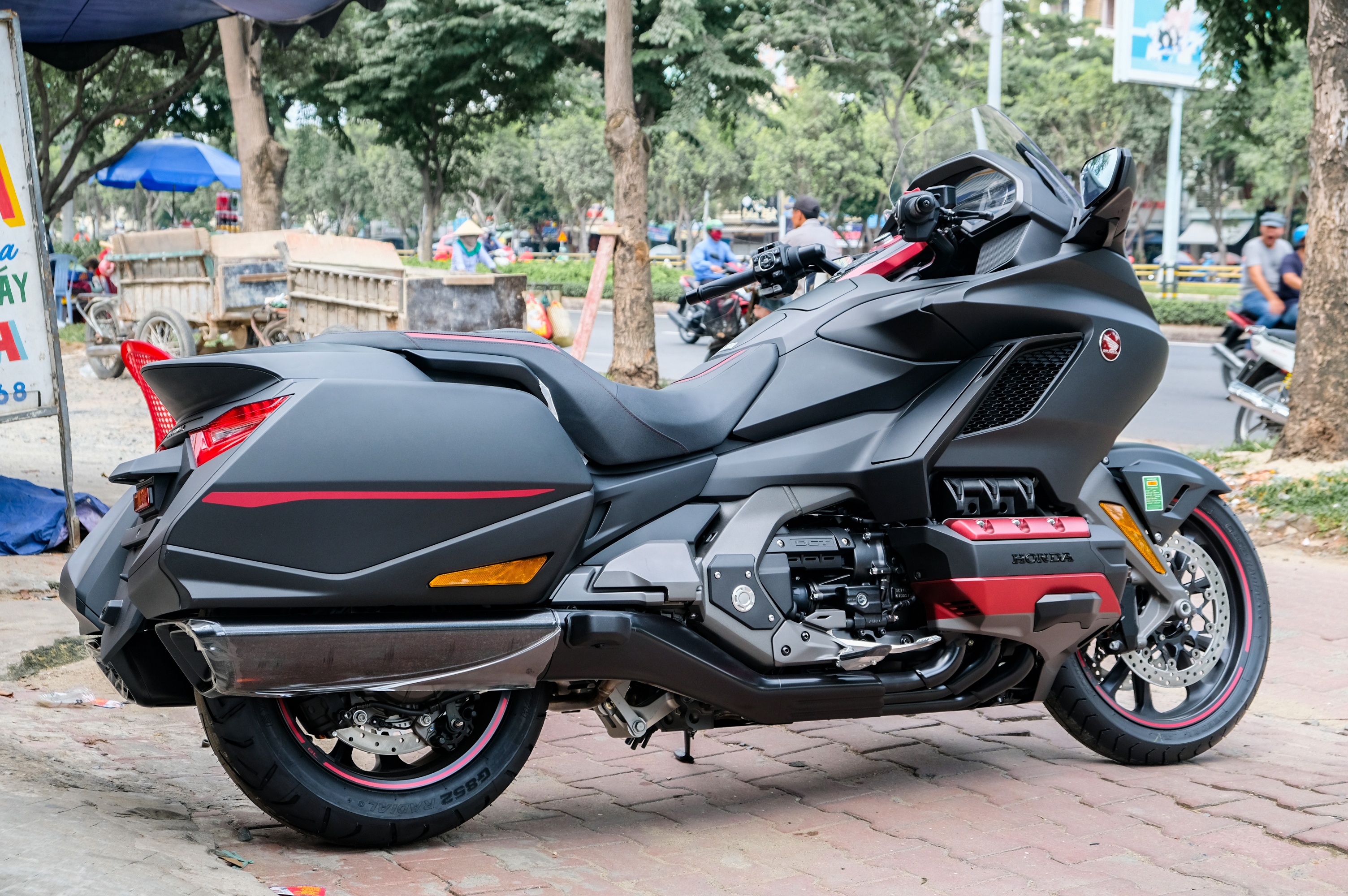 Chi tiết Honda Gold Wing F6B ảnh 2 Chi tiet Honda Gold Wing F6B anh 2