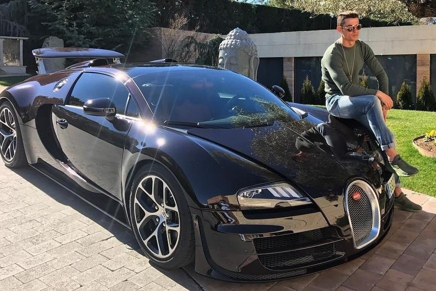 nhung sieu xe dat gia nhat cua Ronaldo anh 4