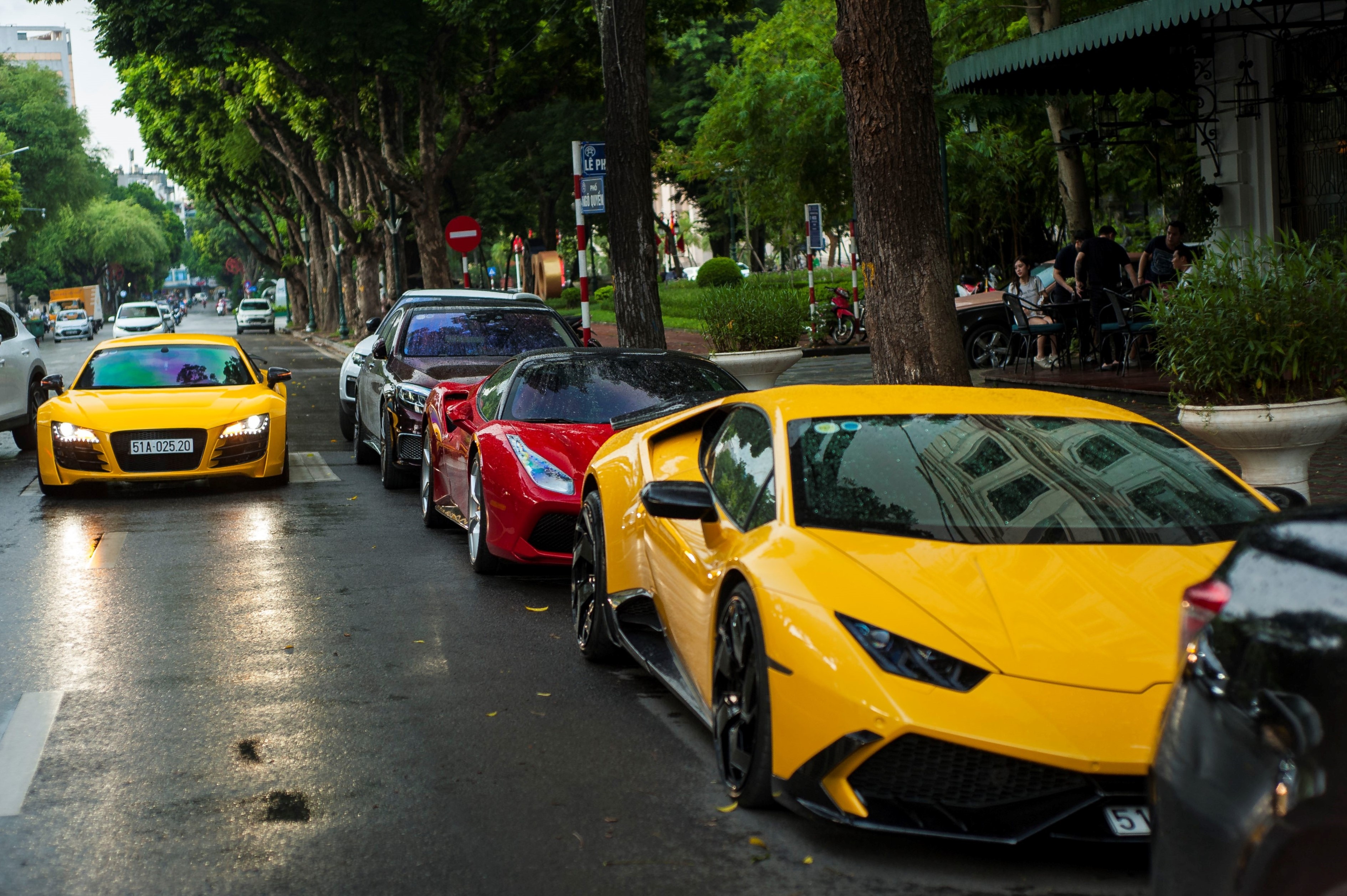 dan sieu xe bien so TP.HCM tai Ha Noi anh 1