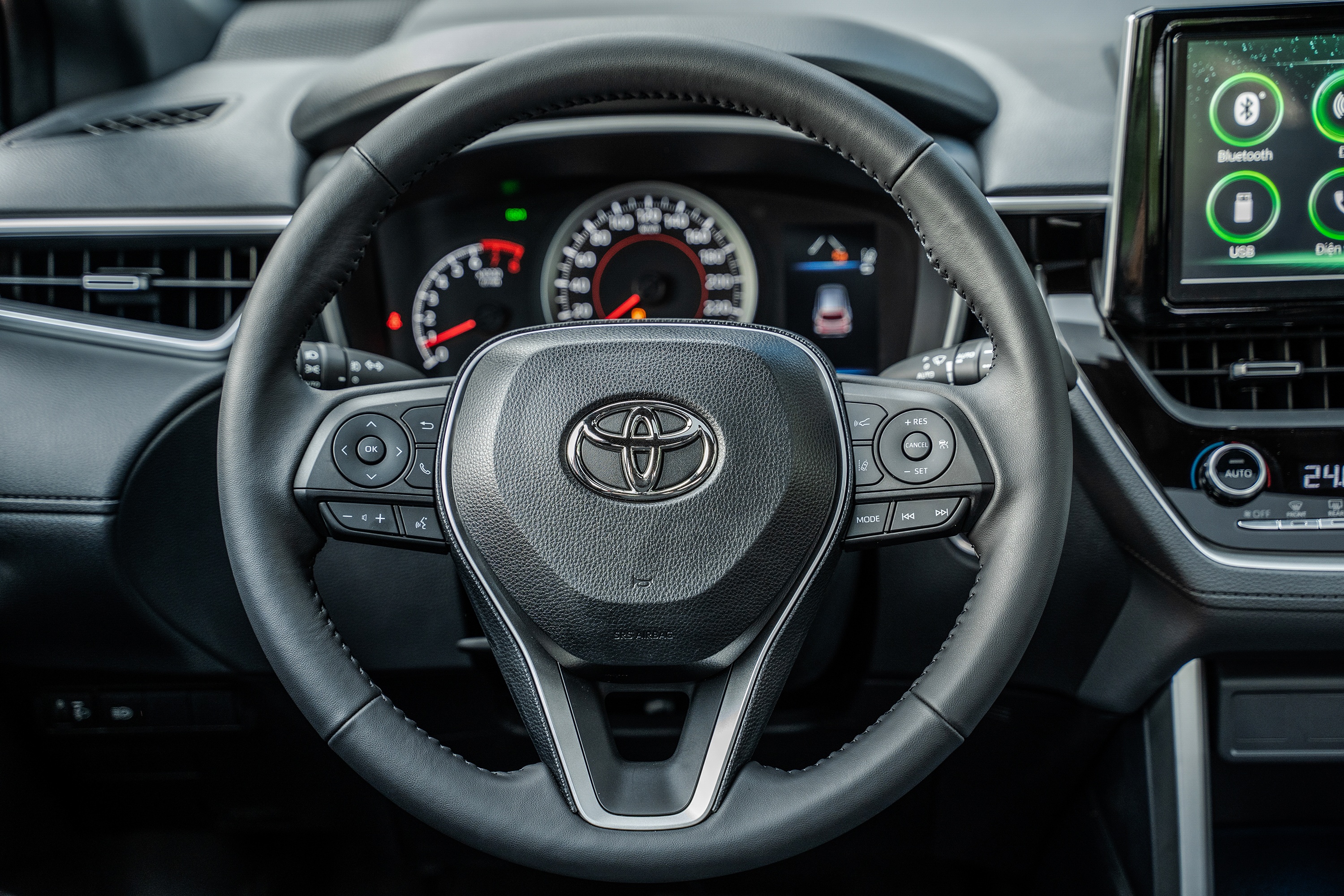 Chi tiet Toyota Corolla Cross 1.8V anh 9