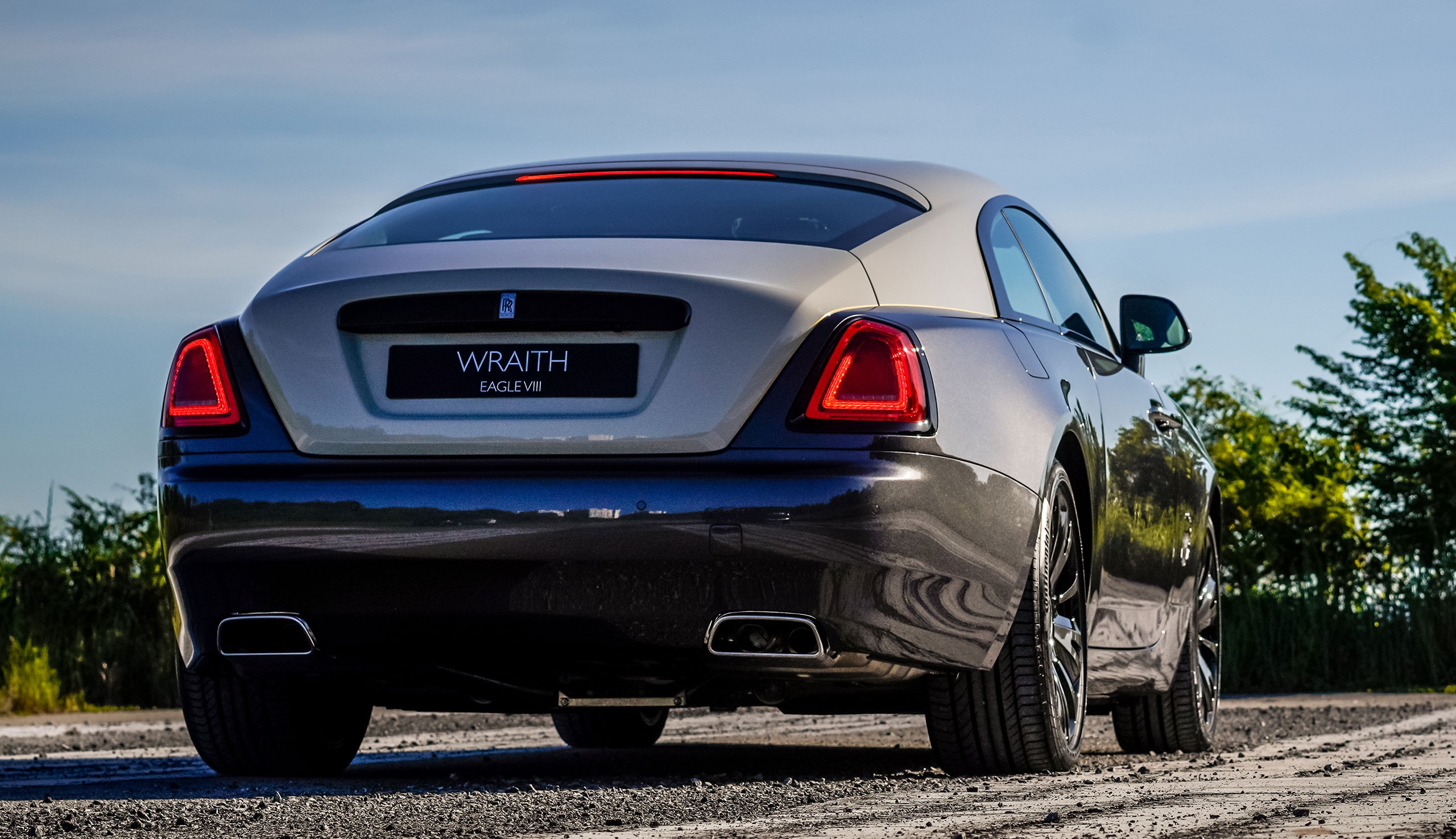 Chi tiết Rolls-Royce Wraith Eagle VIII tại Malaysia ảnh 3 Chi tiet Rolls-Royce Wraith Eagle VIII tai Malaysia anh 3