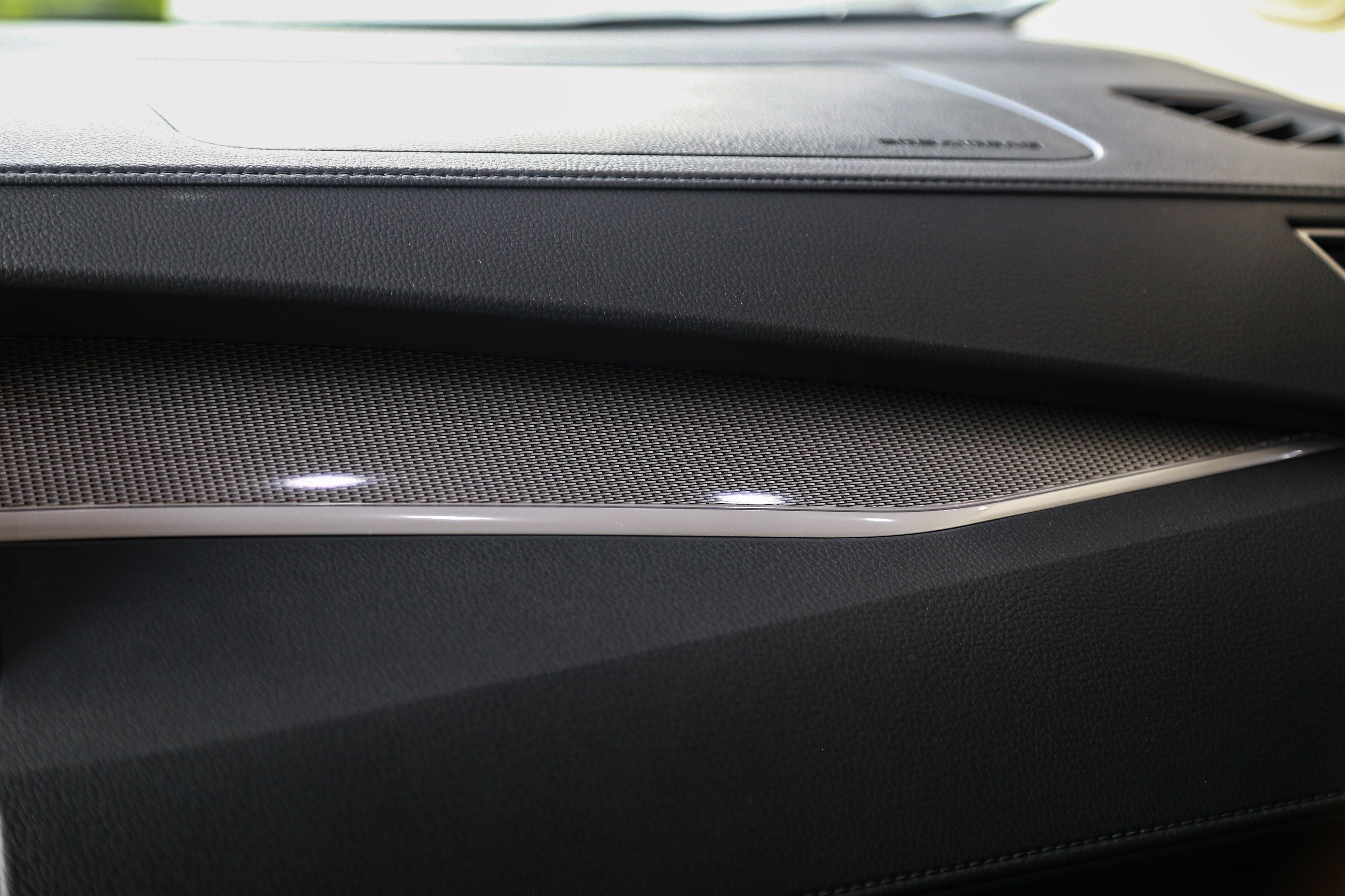 Nhung mau xe 7 cho cho gia dinh anh 6