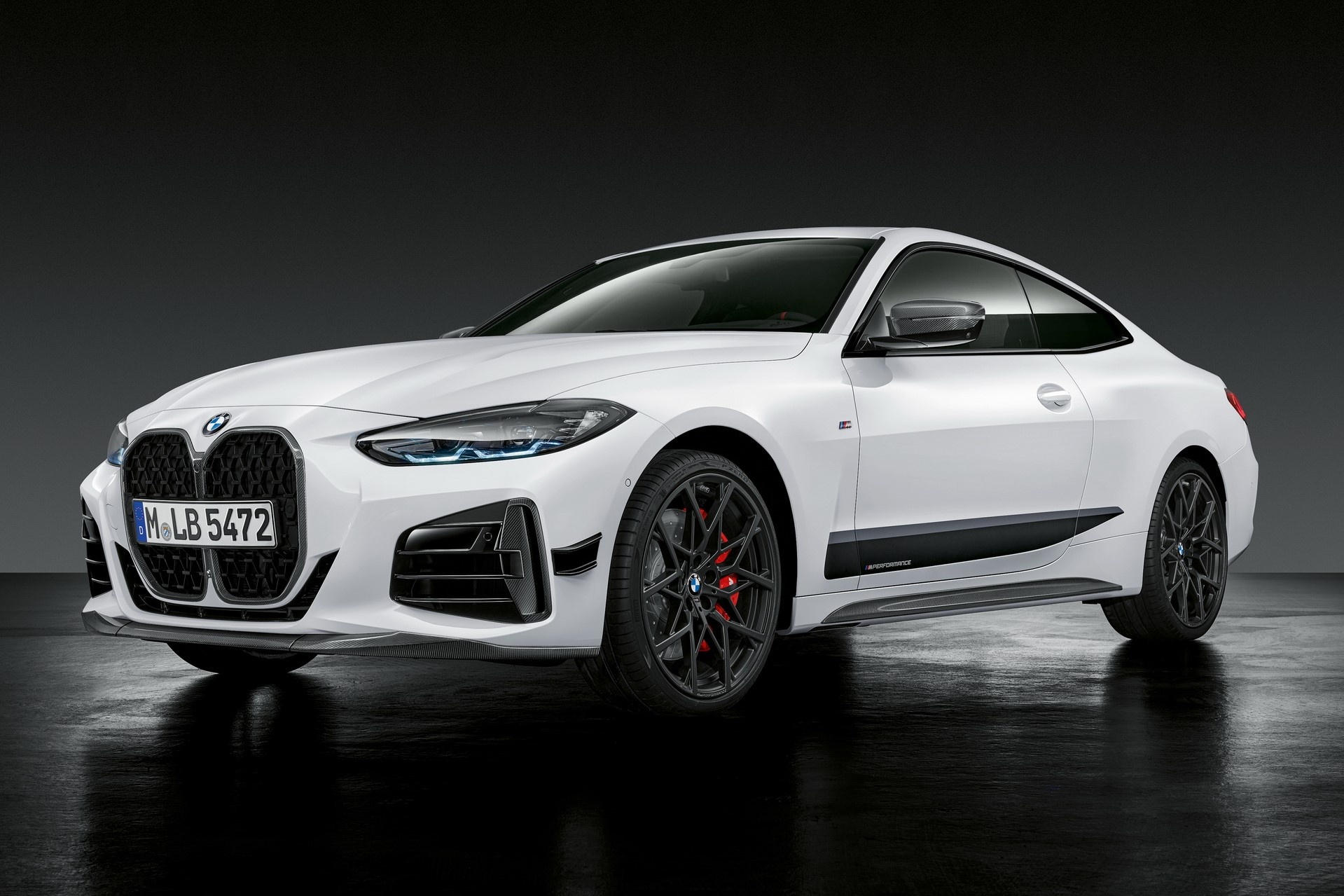 BMW 4-Series 2021 co gia tu 50.600 USD tai Australia hinh anh