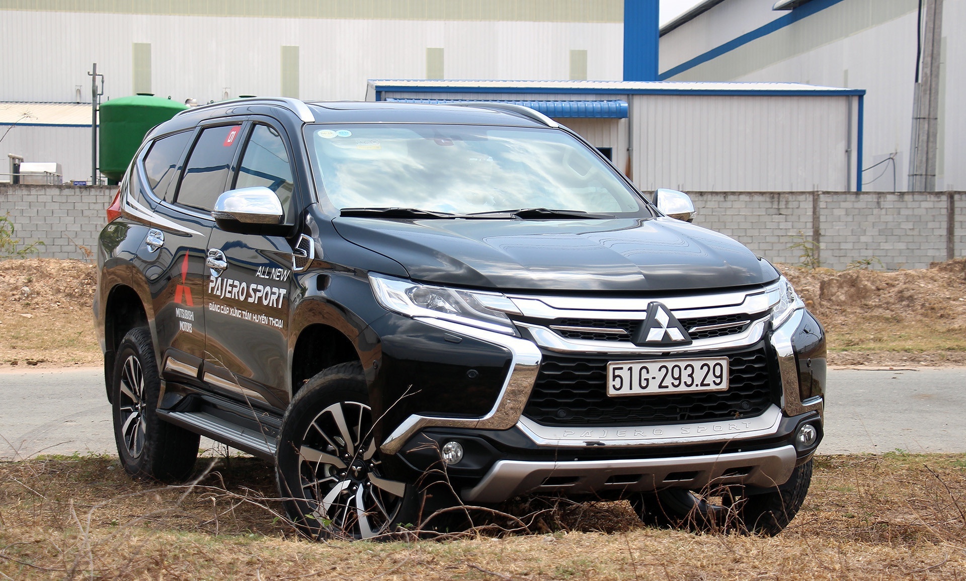 Паджеро спорт 3 2021. Митсубиси Паджеро спорт 3. Mitsubishi Pajero Sport 3 антихром. Митсубиси Паджеро спорт 2019.