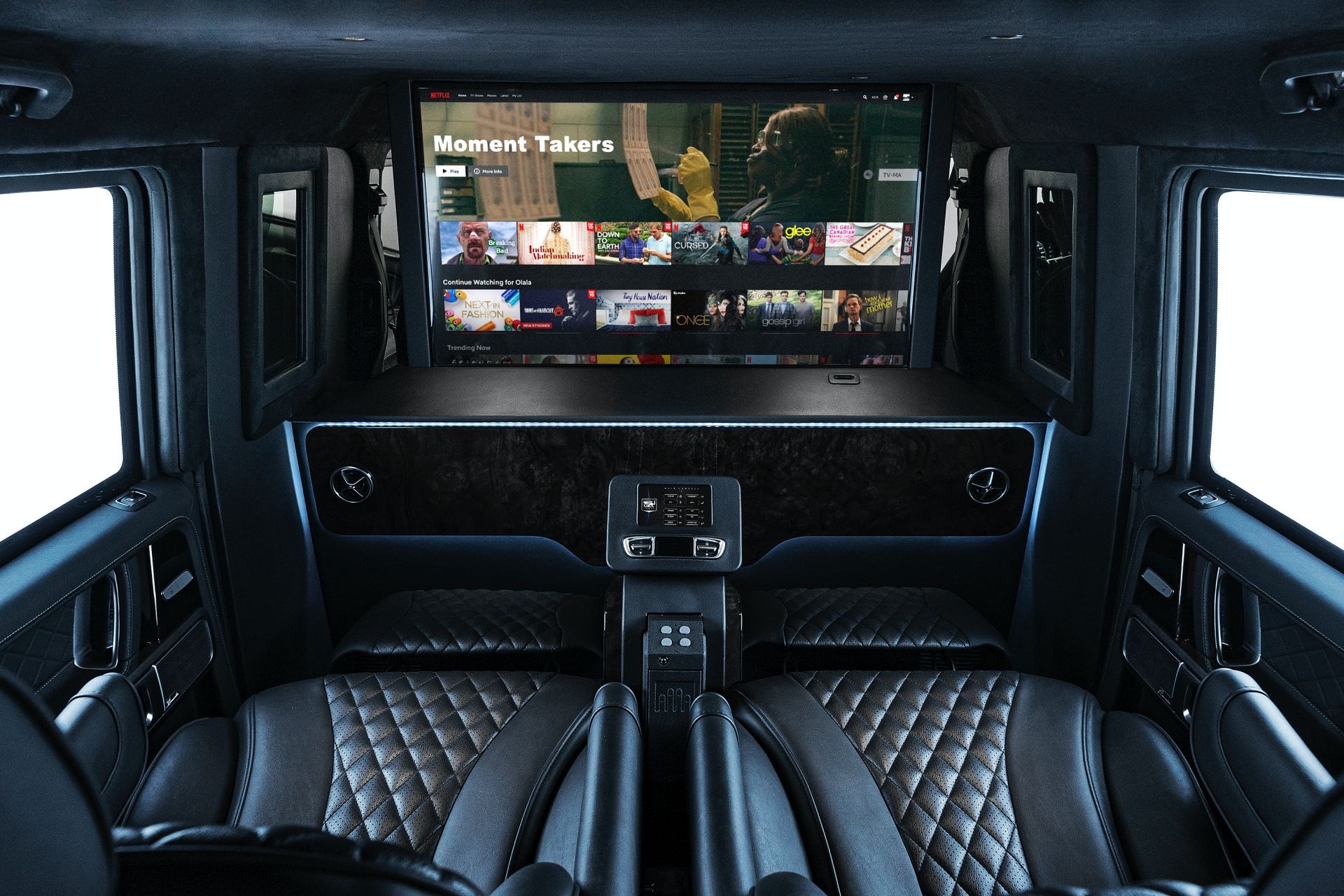 Mercedes-AMG G 63 VIP Limo ra mat anh 10