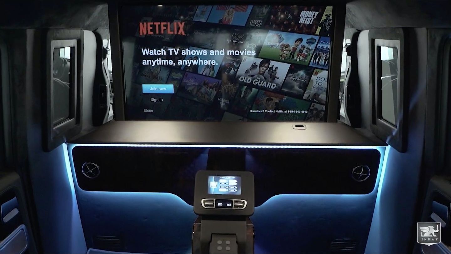 Mercedes-AMG G 63 VIP Limo ra mat anh 5