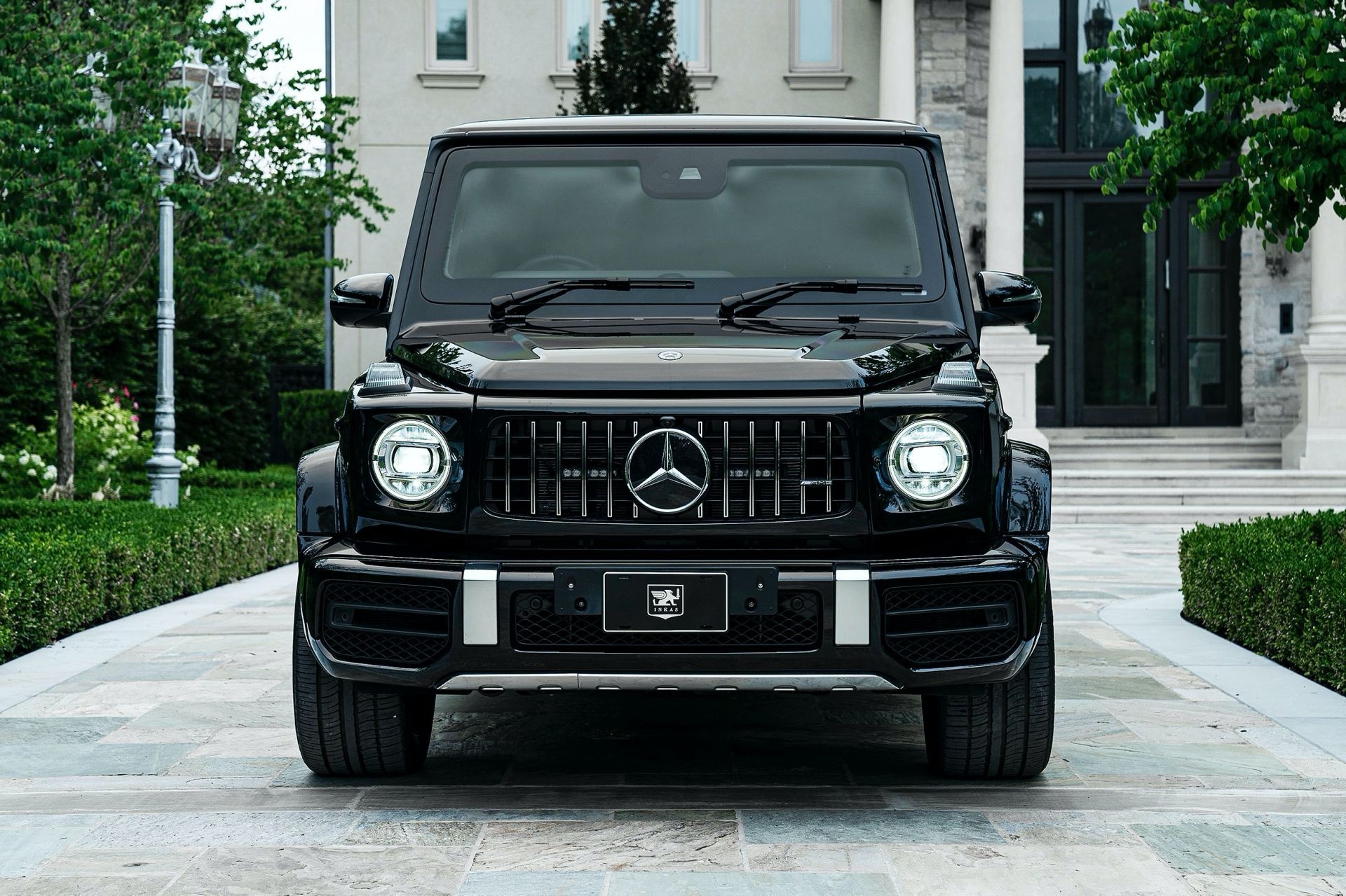 Mercedes-AMG G 63 VIP Limo ra mat anh 2