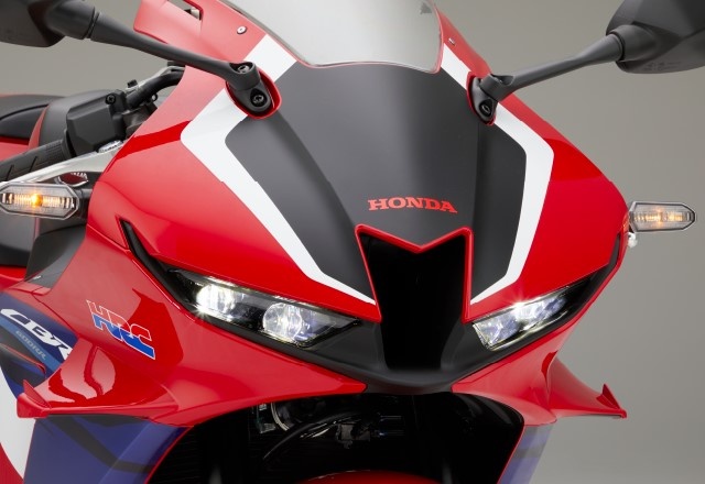 Honda CBR600RR 2020 co gia 13.800 USD anh 6