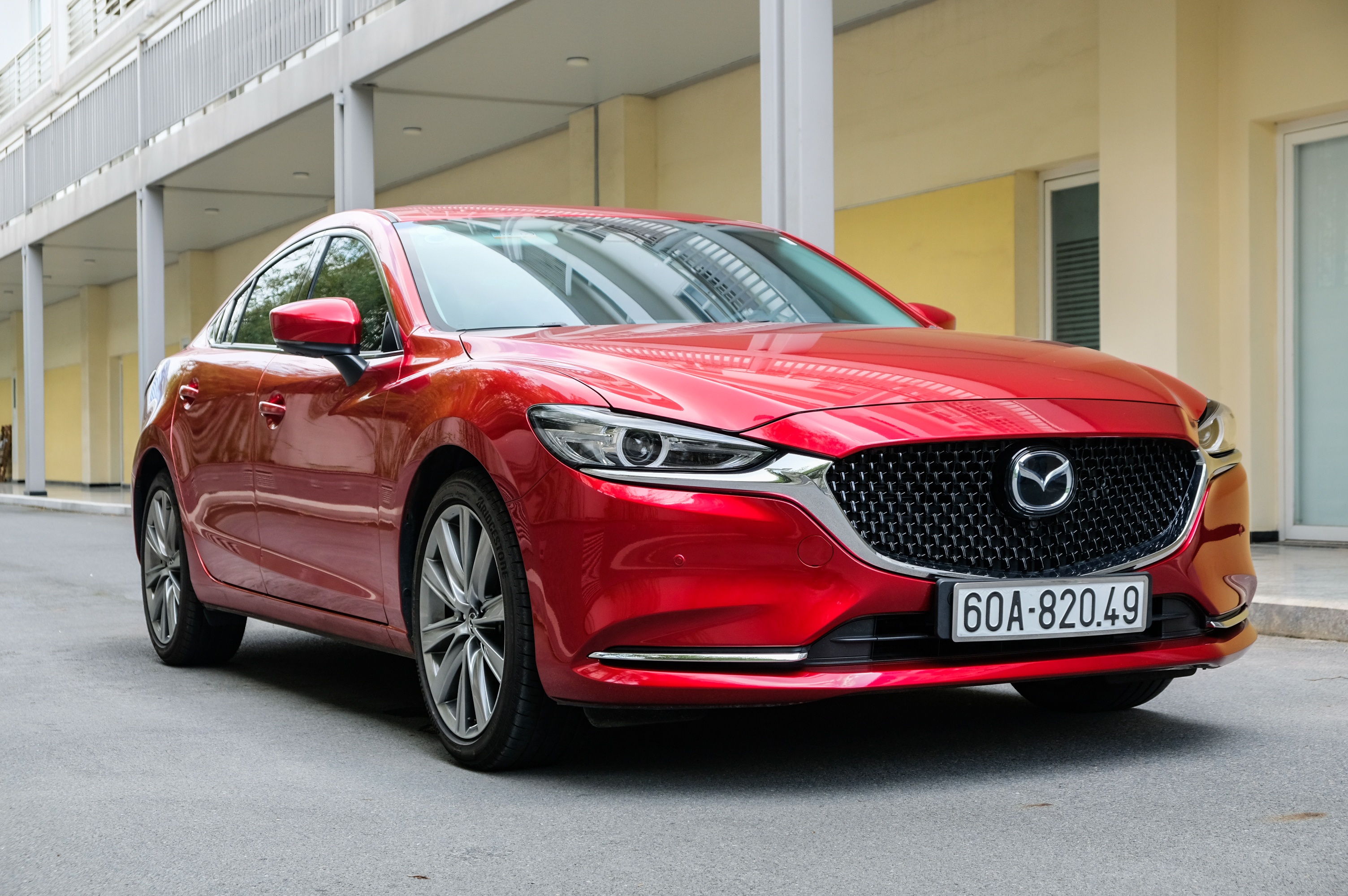 Chi tiết Mazda6 2.0L Premium 2020 ảnh 1 Chi tiet Mazda6 2.0L Premium 2020 anh 1