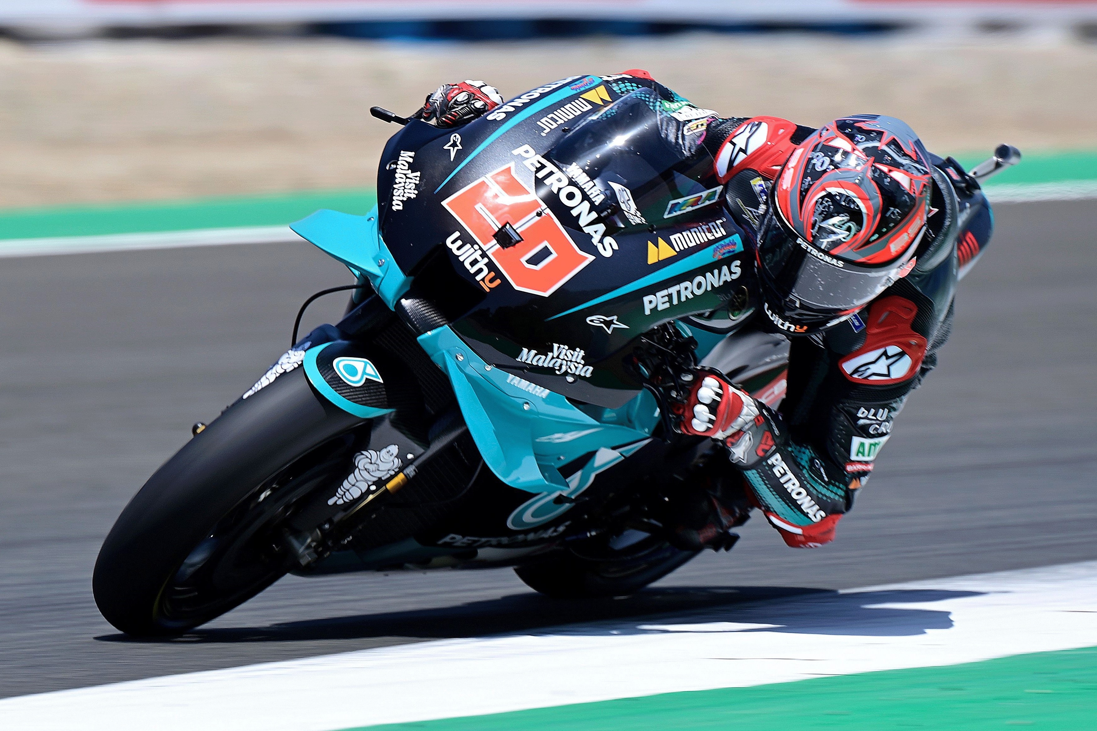 Ban sao xe dua MotoGP ra mat anh 1