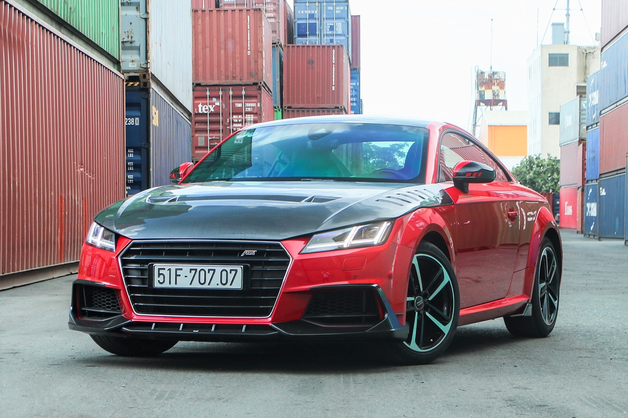 Audi TT voi goi do ABT Sportsline tri gia 500 trieu dong hinh anh