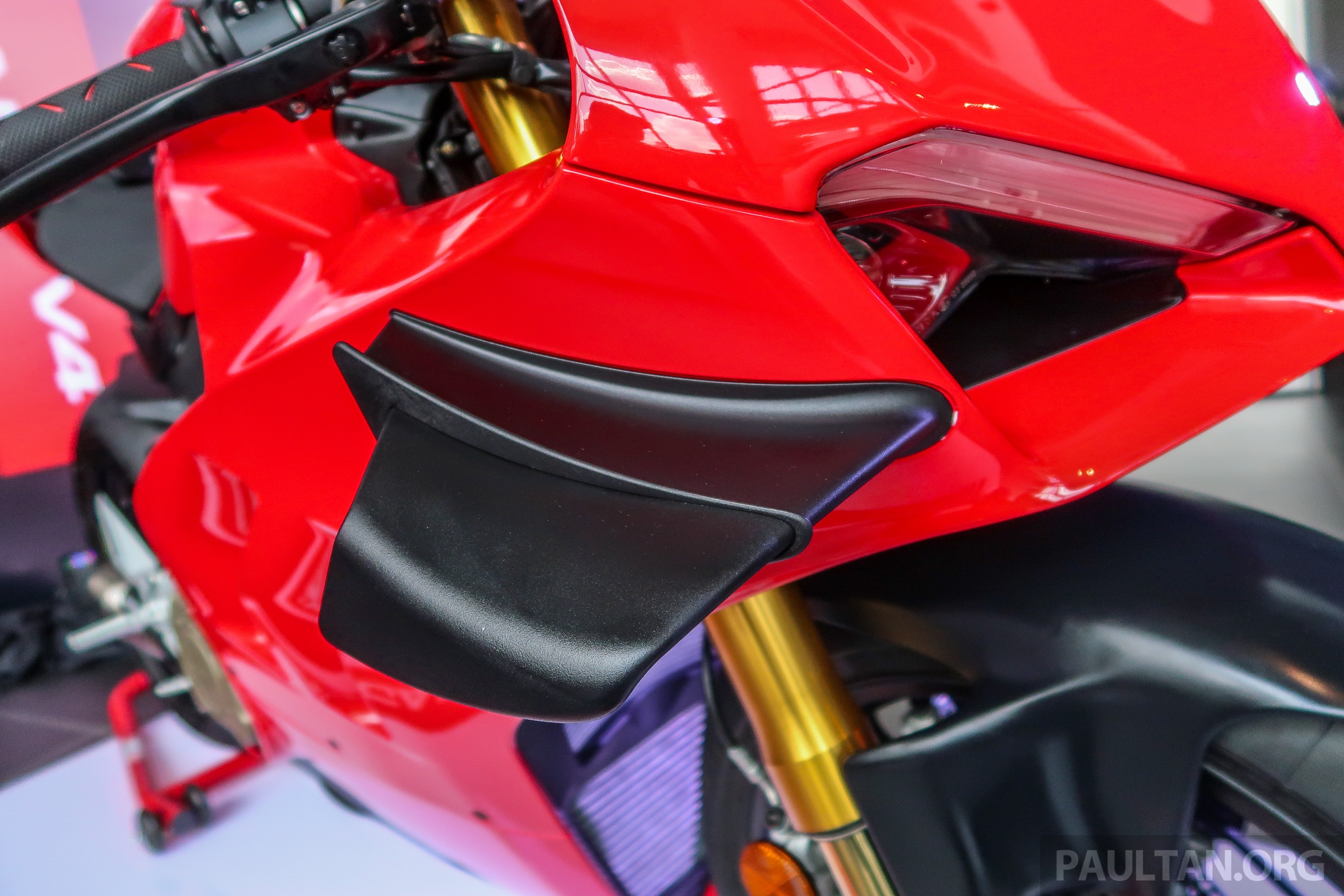 Ducati ra mat Panigale V4 S va Panigale V2 anh 3