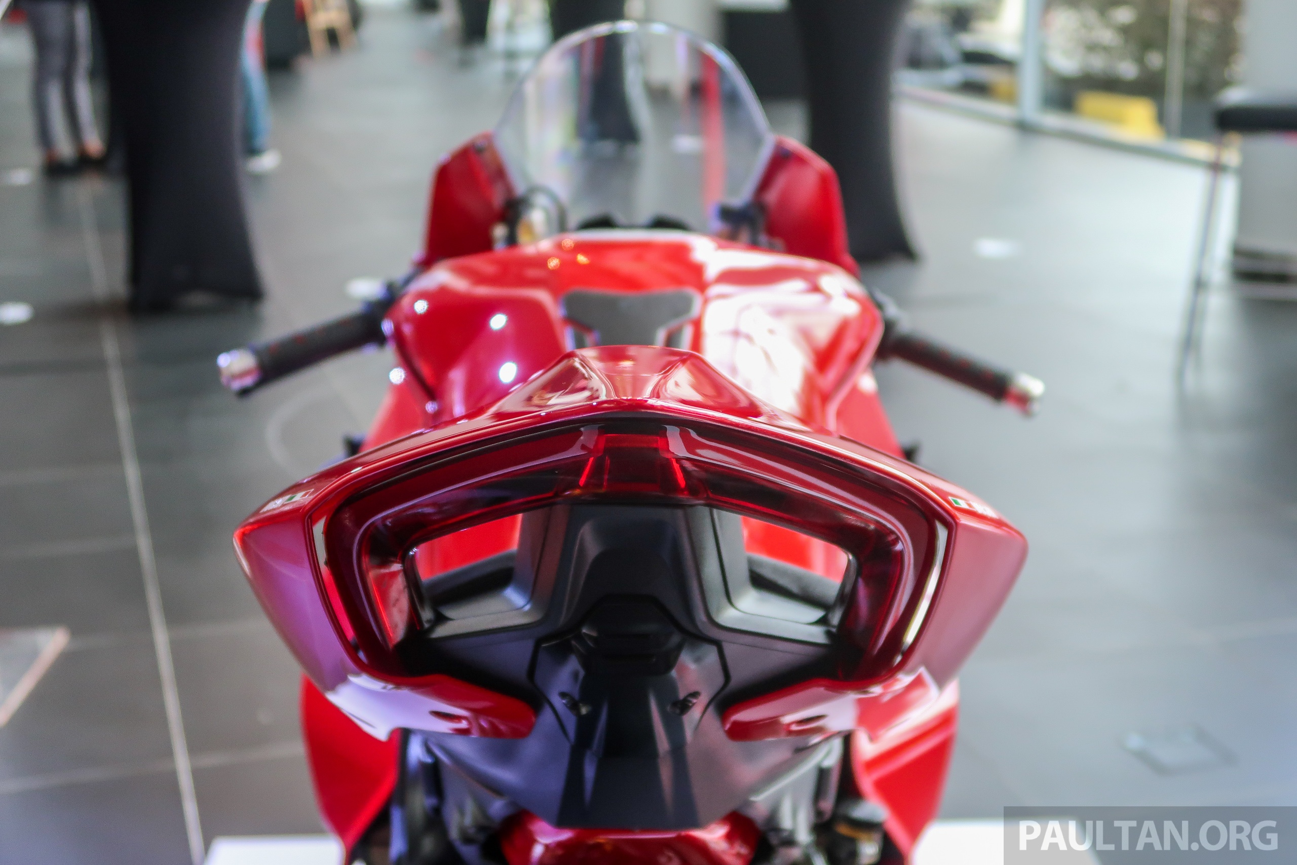 Ducati ra mat Panigale V4 S va Panigale V2 anh 6