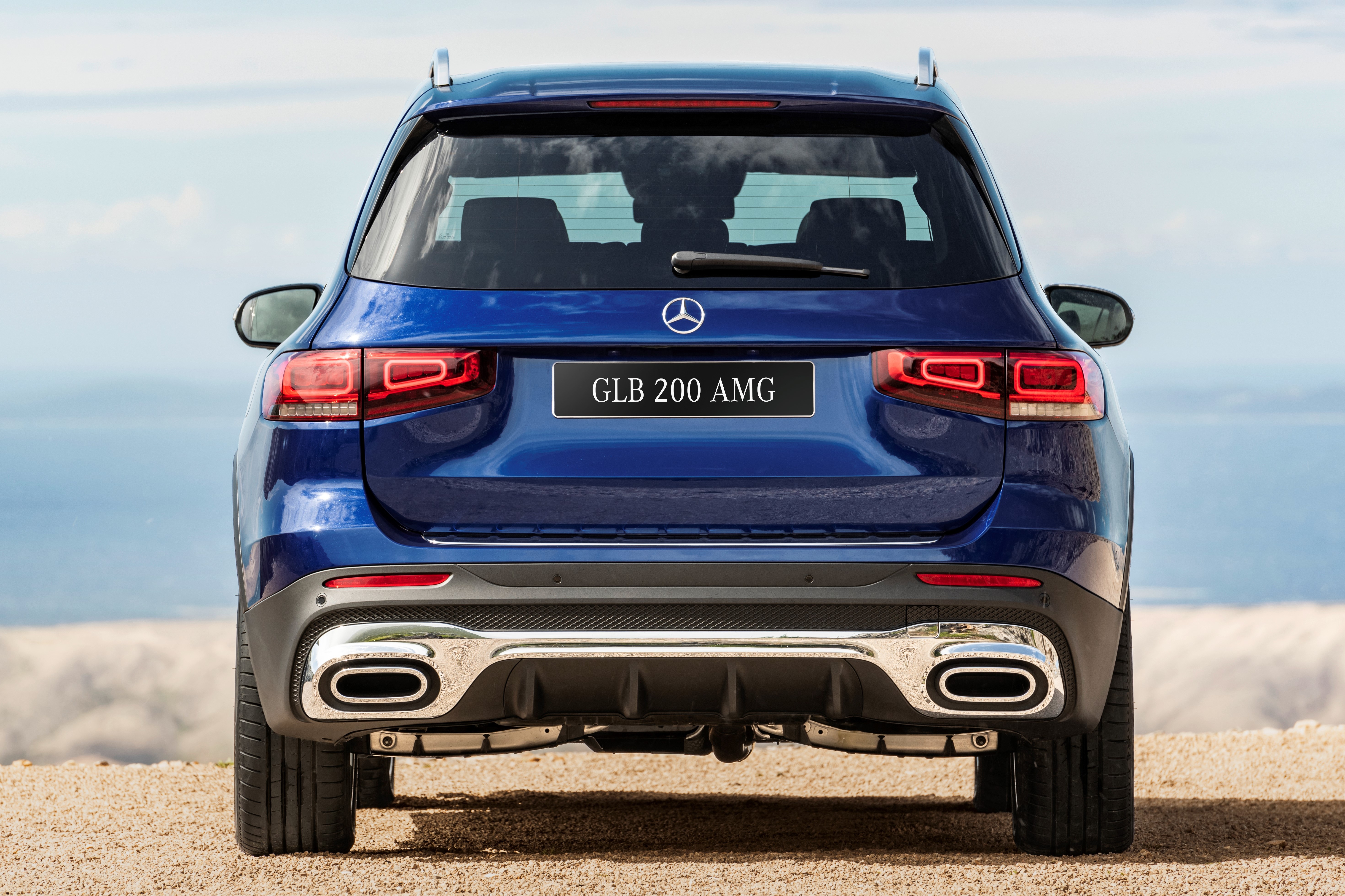 Những mẫu SUV hạng sang giá dưới 2 tỷ đồng ảnh 23 Nhung mau SUV hang sang gia duoi 2 ty dong anh 23