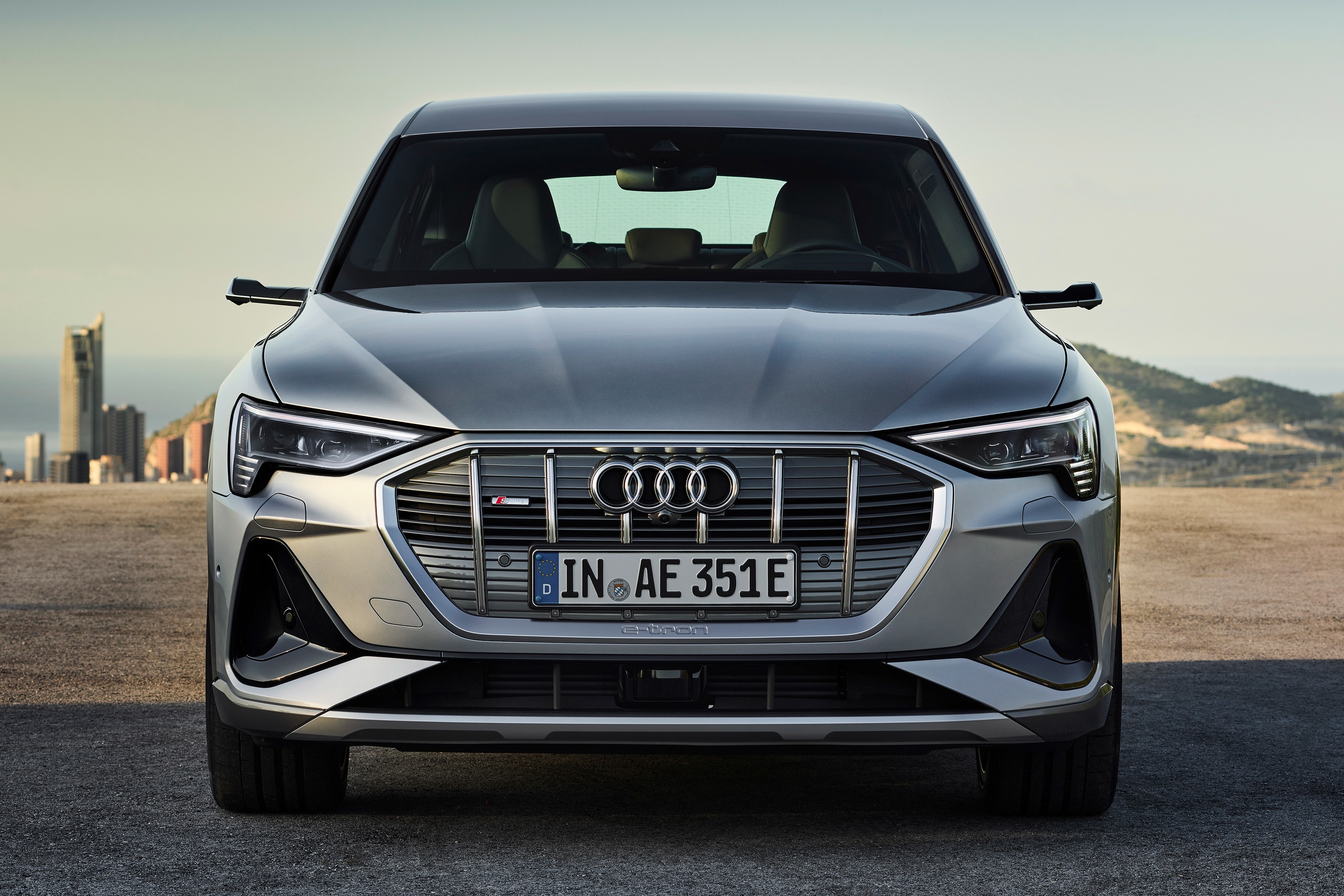 Audi e-tron Sportback  ra mắt Anh ảnh 10 Audi e-tron Sportback  ra mat Anh anh 10