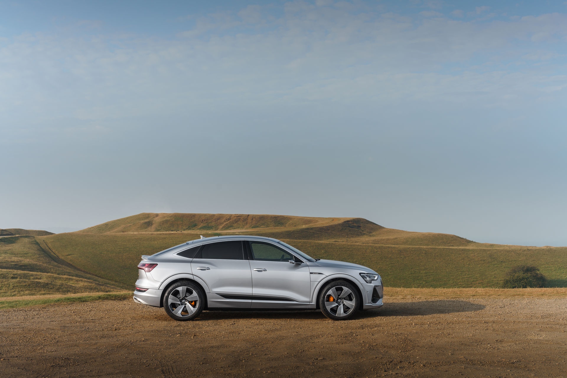 Audi e-tron Sportback  ra mắt Anh ảnh 5 Audi e-tron Sportback  ra mat Anh anh 5