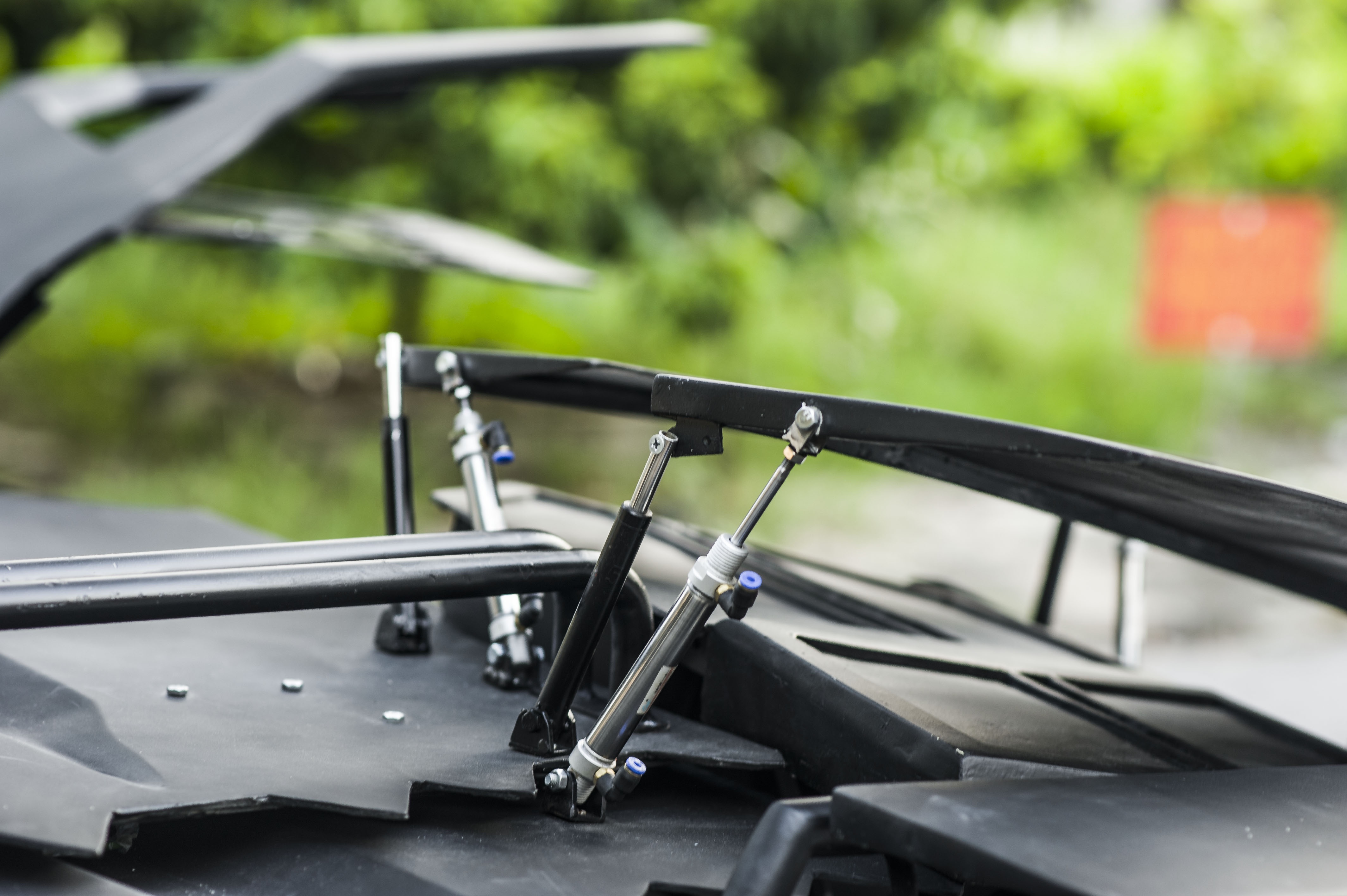 Sinh vien Ha Noi tu che Batmobile anh 6