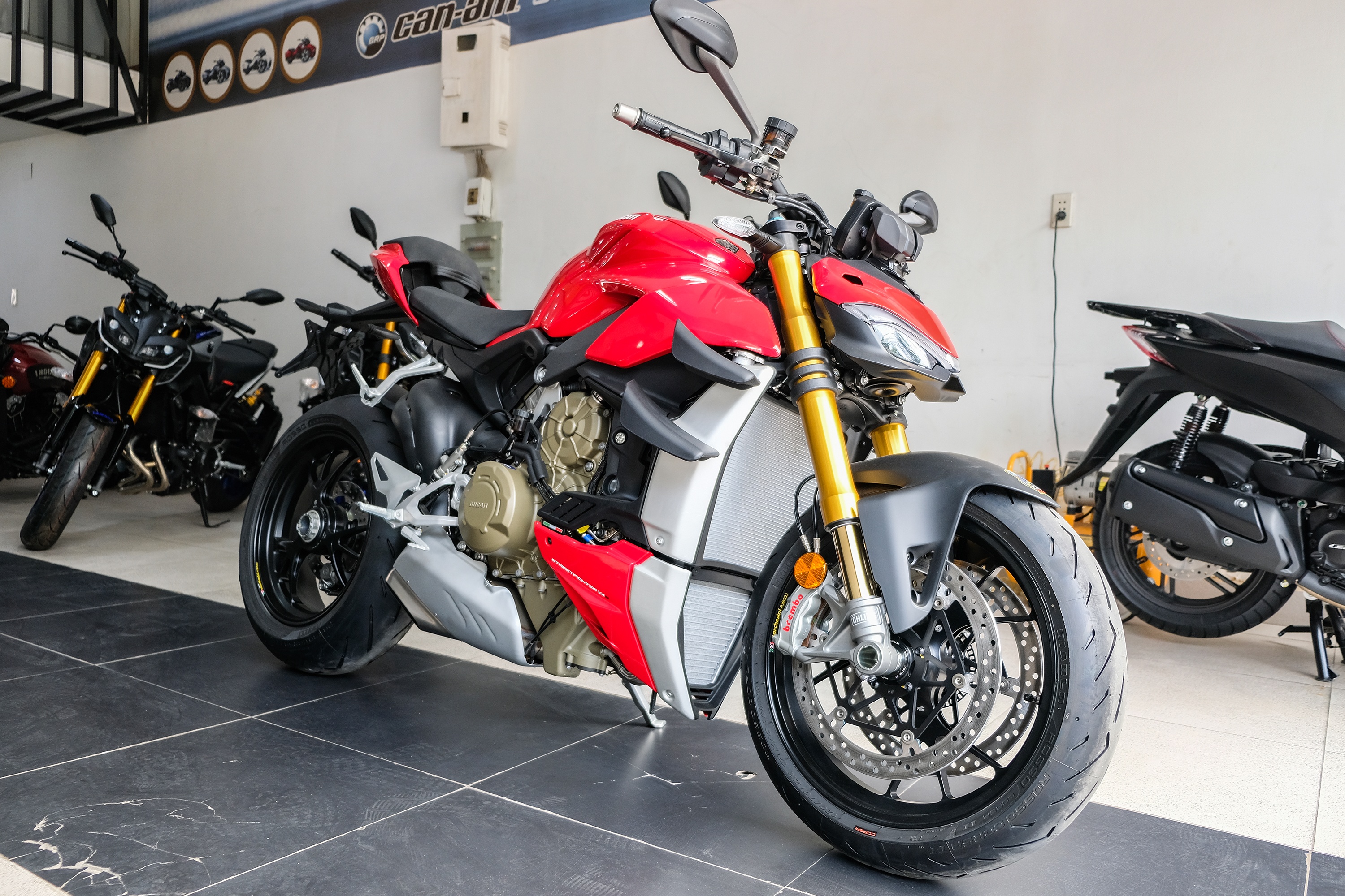 Nhung mau moto chinh hang dat nhat Viet Nam anh 4