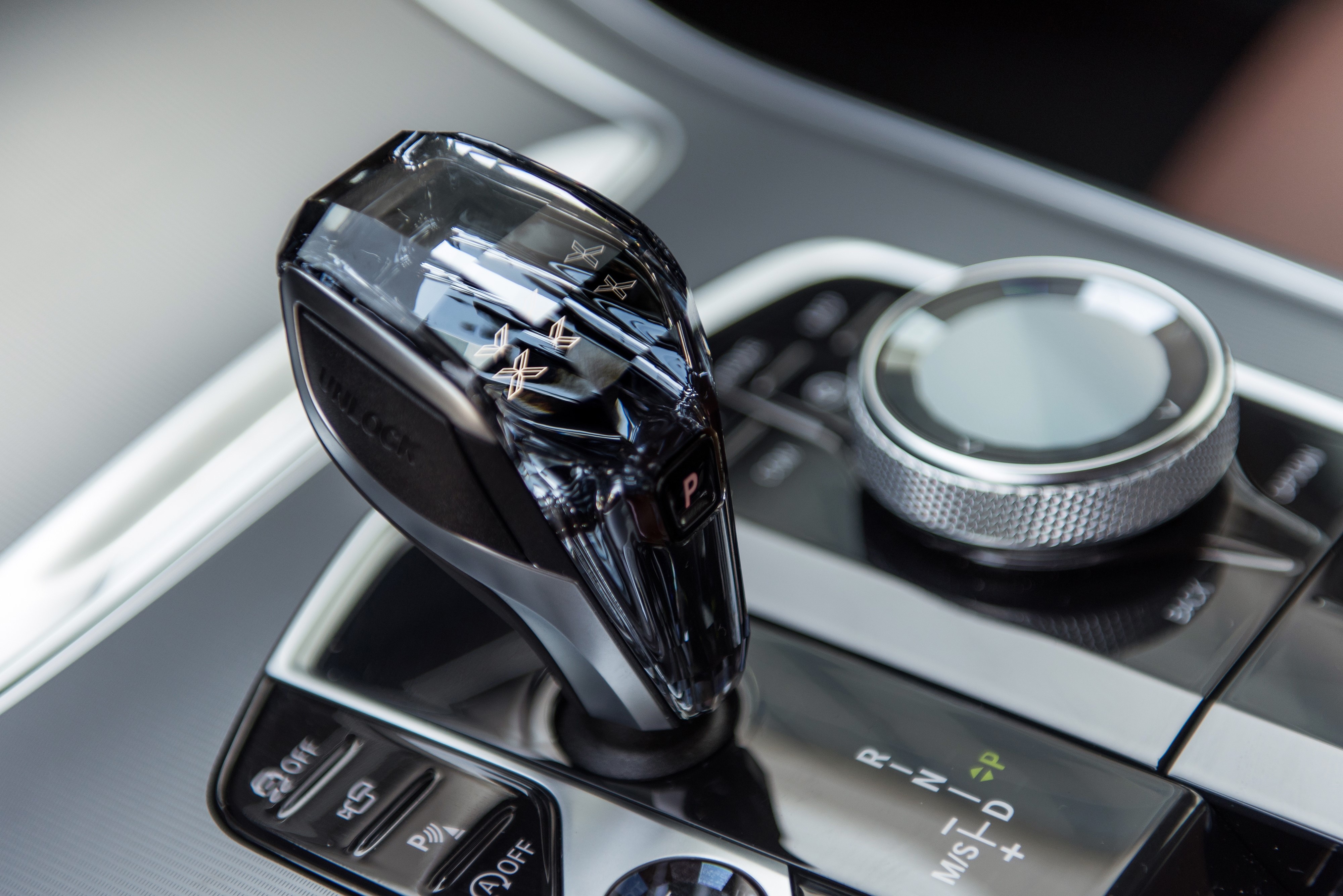 Nhung mau SUV tam gia 4-5 ty dong anh 4