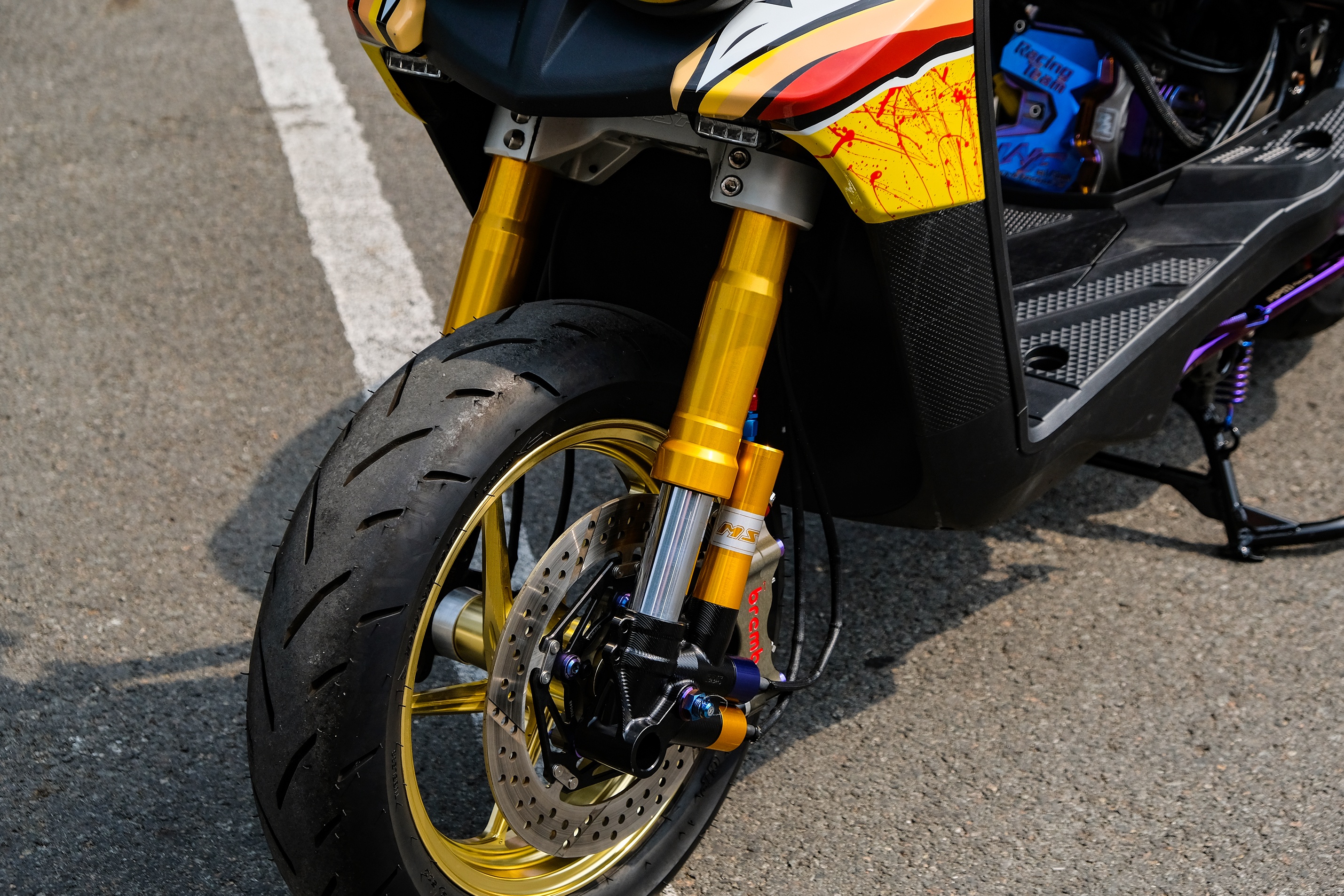 Yamaha BWS do 200 trieu cua biker Dai Loan anh 7