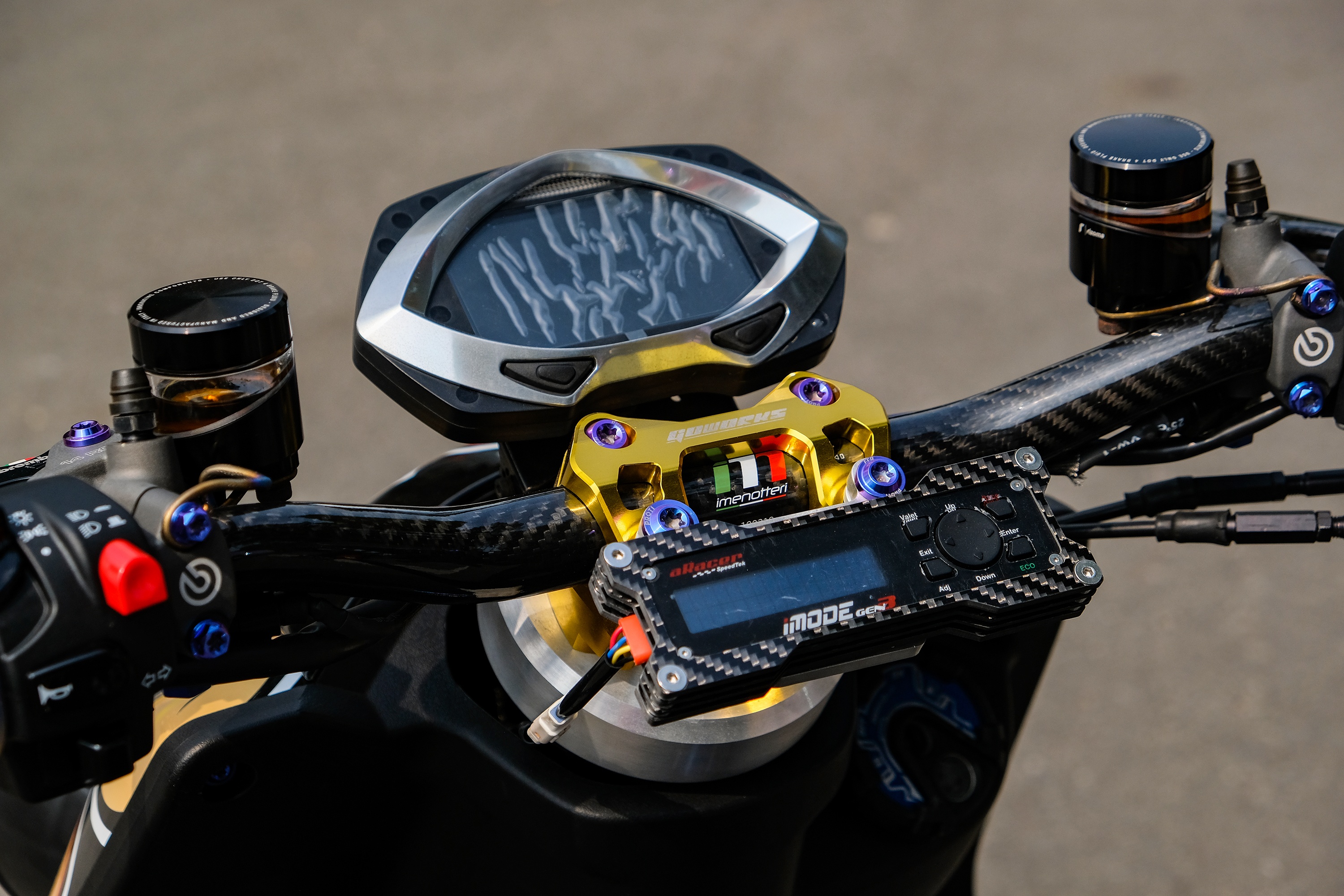 Yamaha BWS do 200 trieu cua biker Dai Loan anh 5