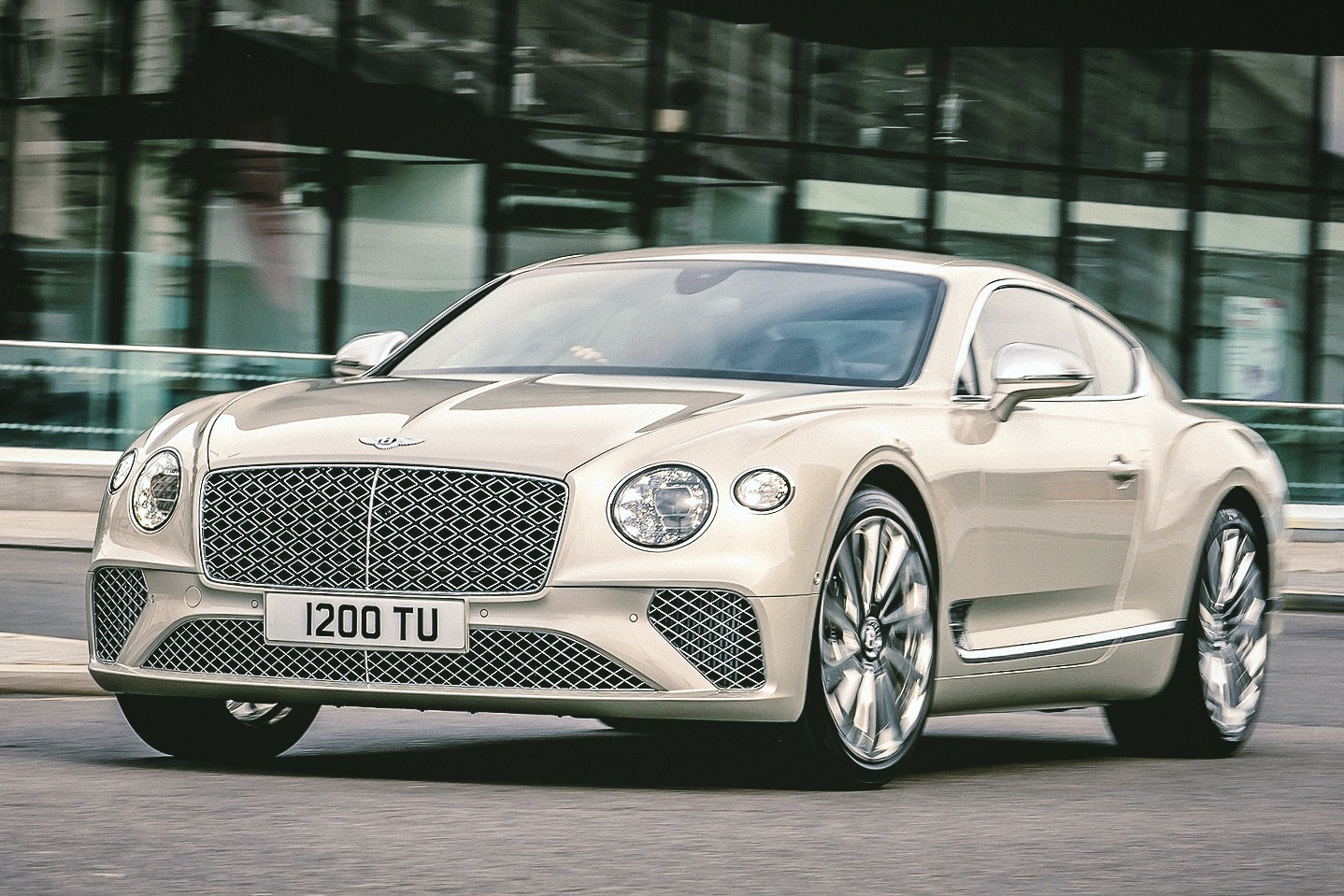 Bentley Continental GT Mulliner Coupe duoc ra mat hinh anh
