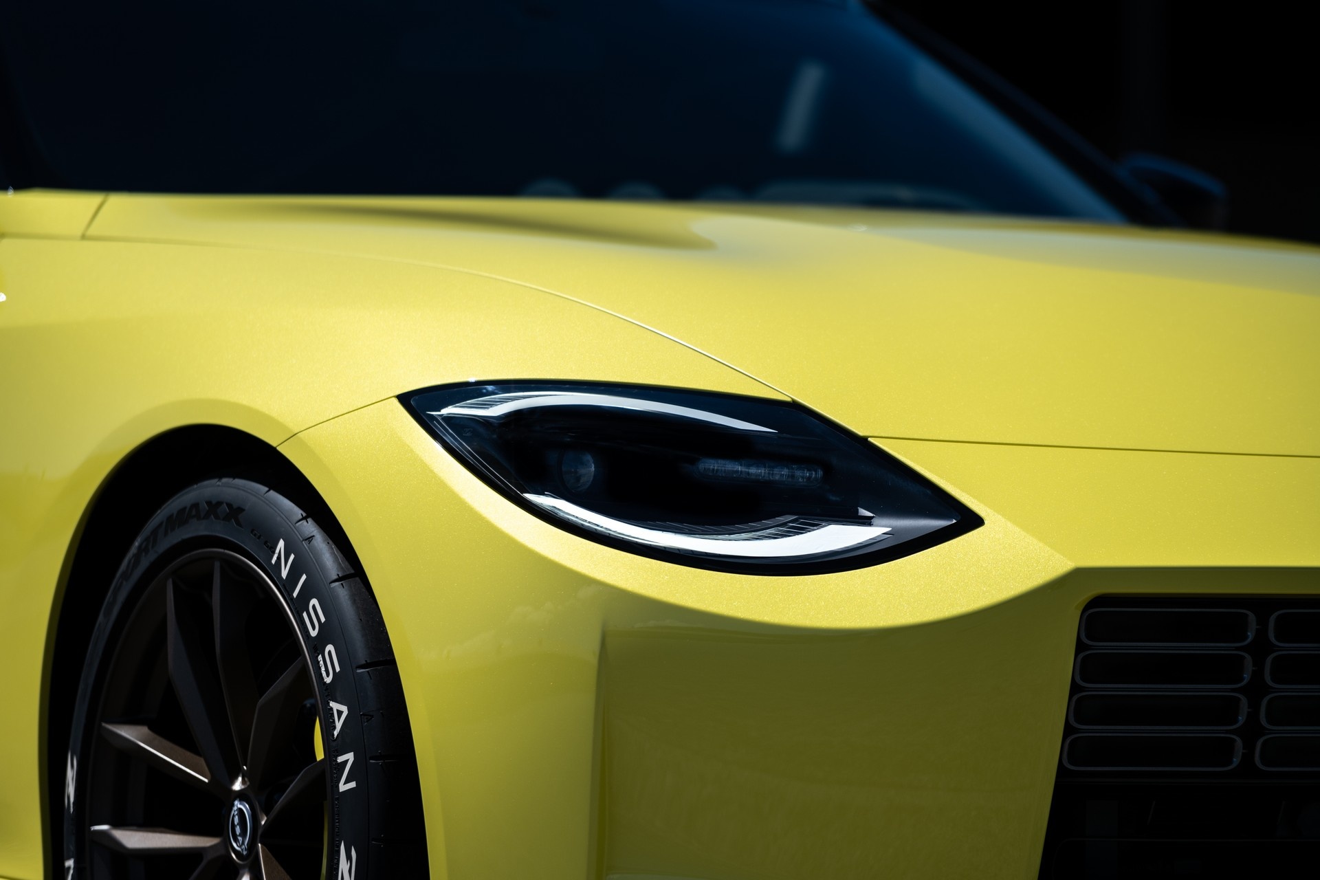 Nissan gioi thieu Z-car the he moi anh 3