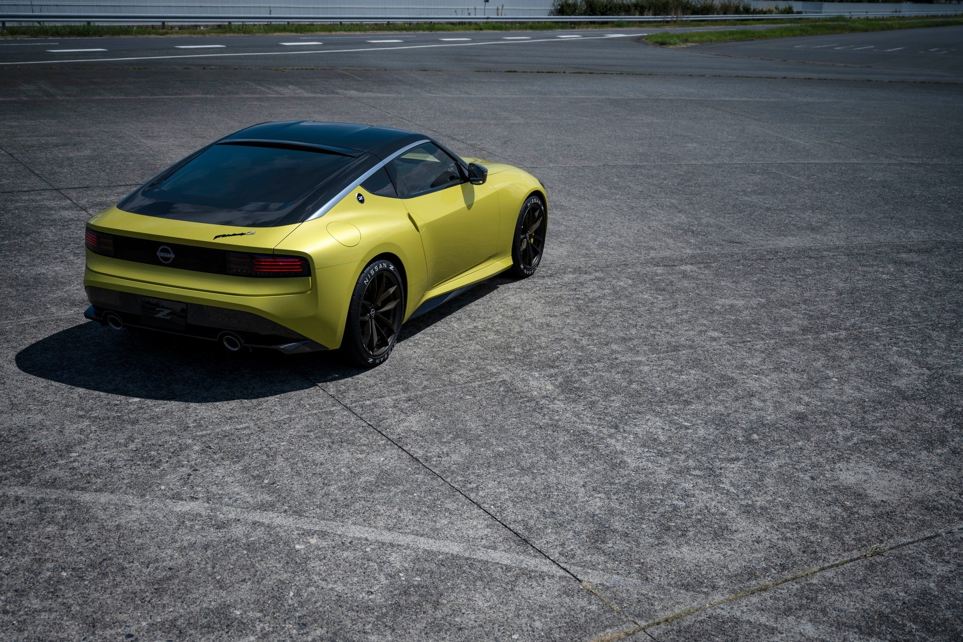 Nissan gioi thieu Z-car the he moi anh 6