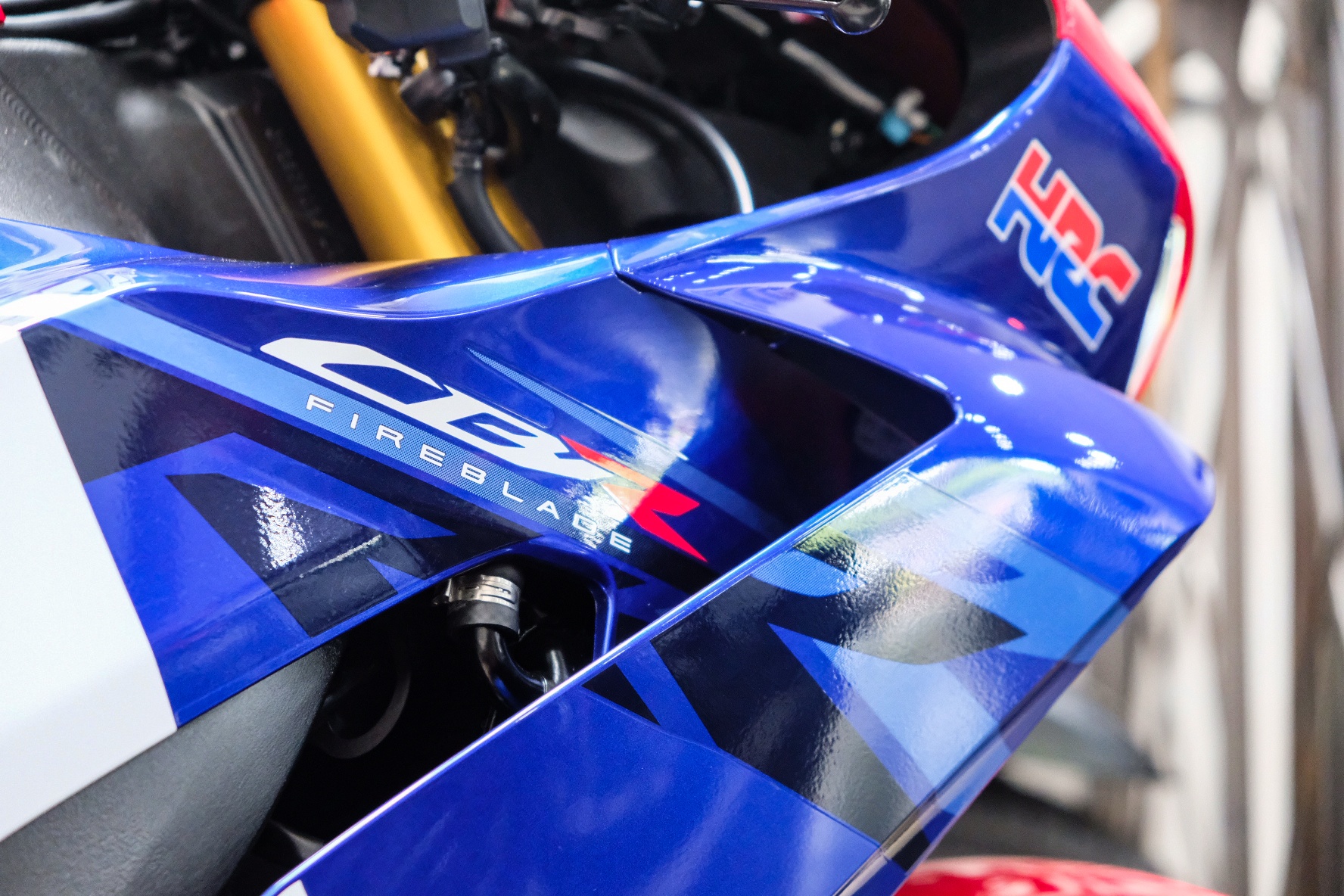 Honda CBR1000RR-R SP ve Viet Nam anh 4