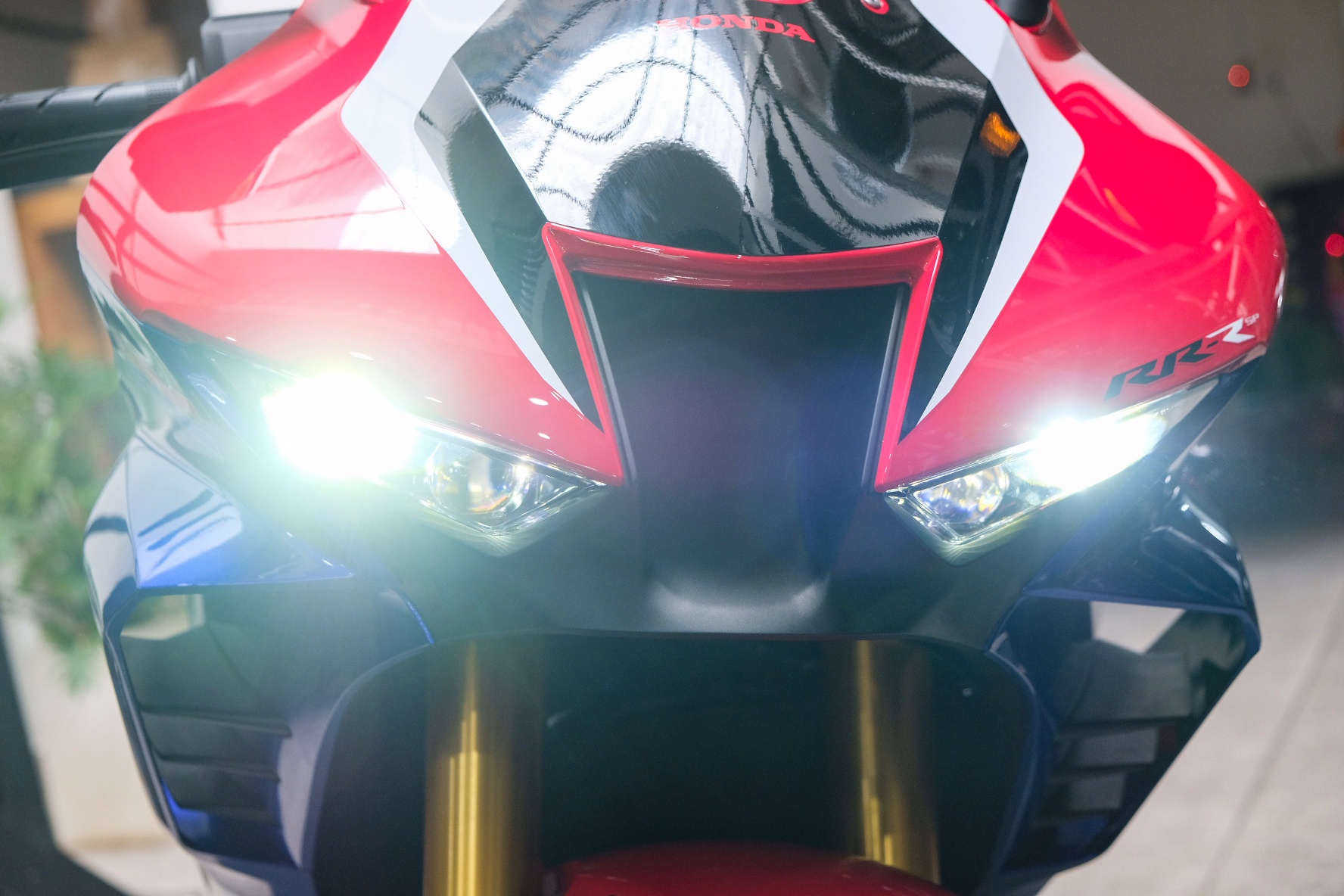 Honda CBR1000RR-R SP ve Viet Nam anh 3