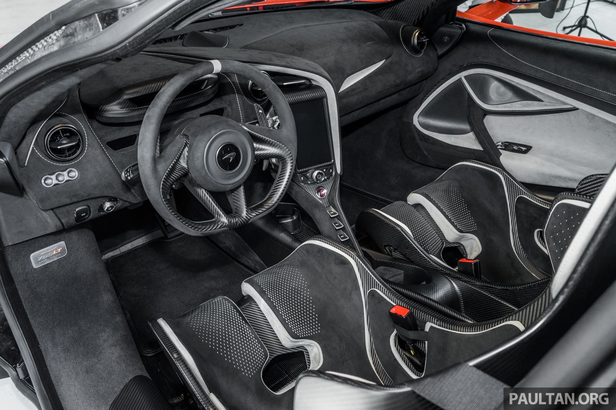 McLaren 765LT duoc ra mat tai Malaysia anh 8