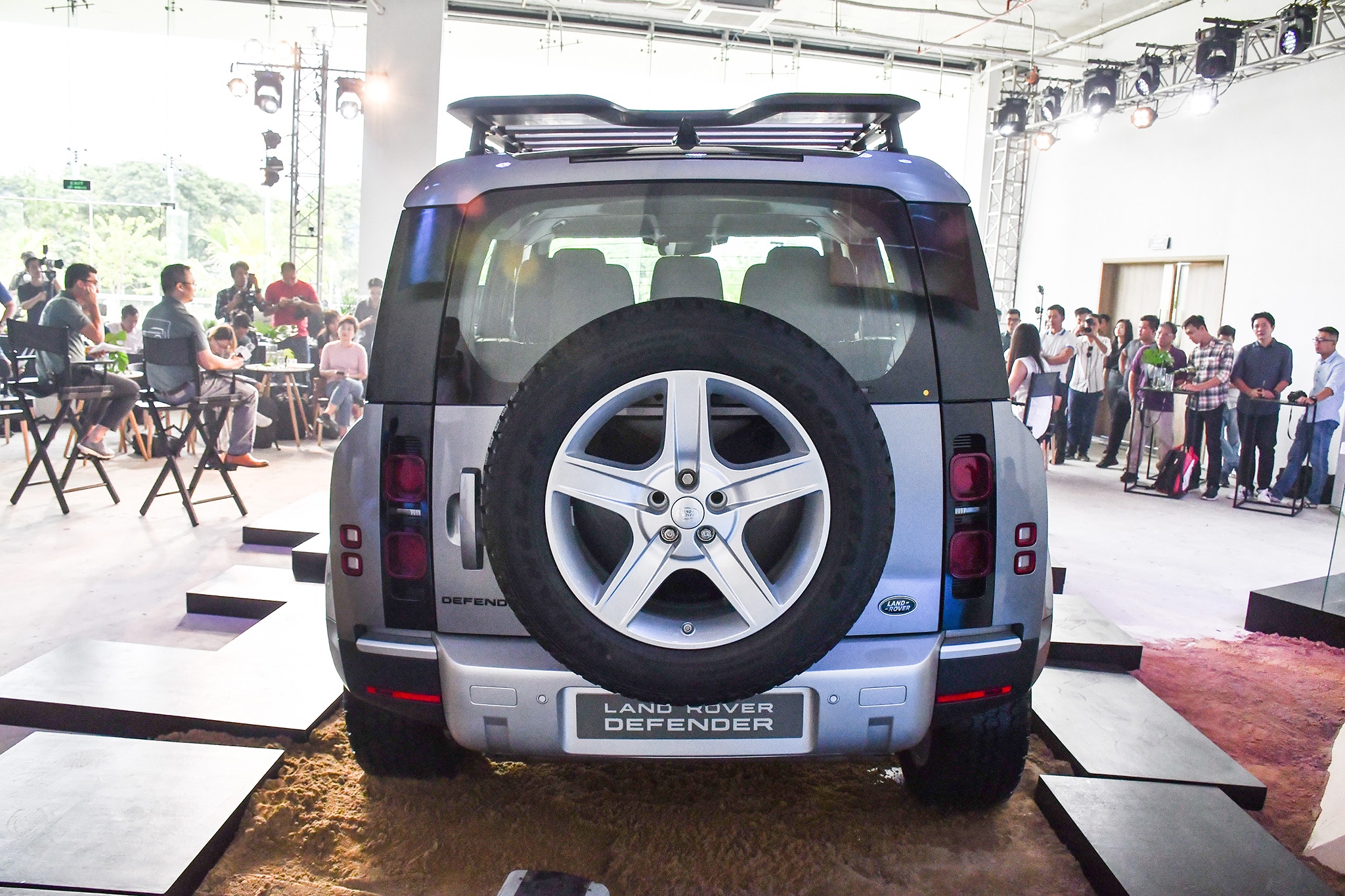 Land Rover Defender 2020 ve Viet Nam anh 5