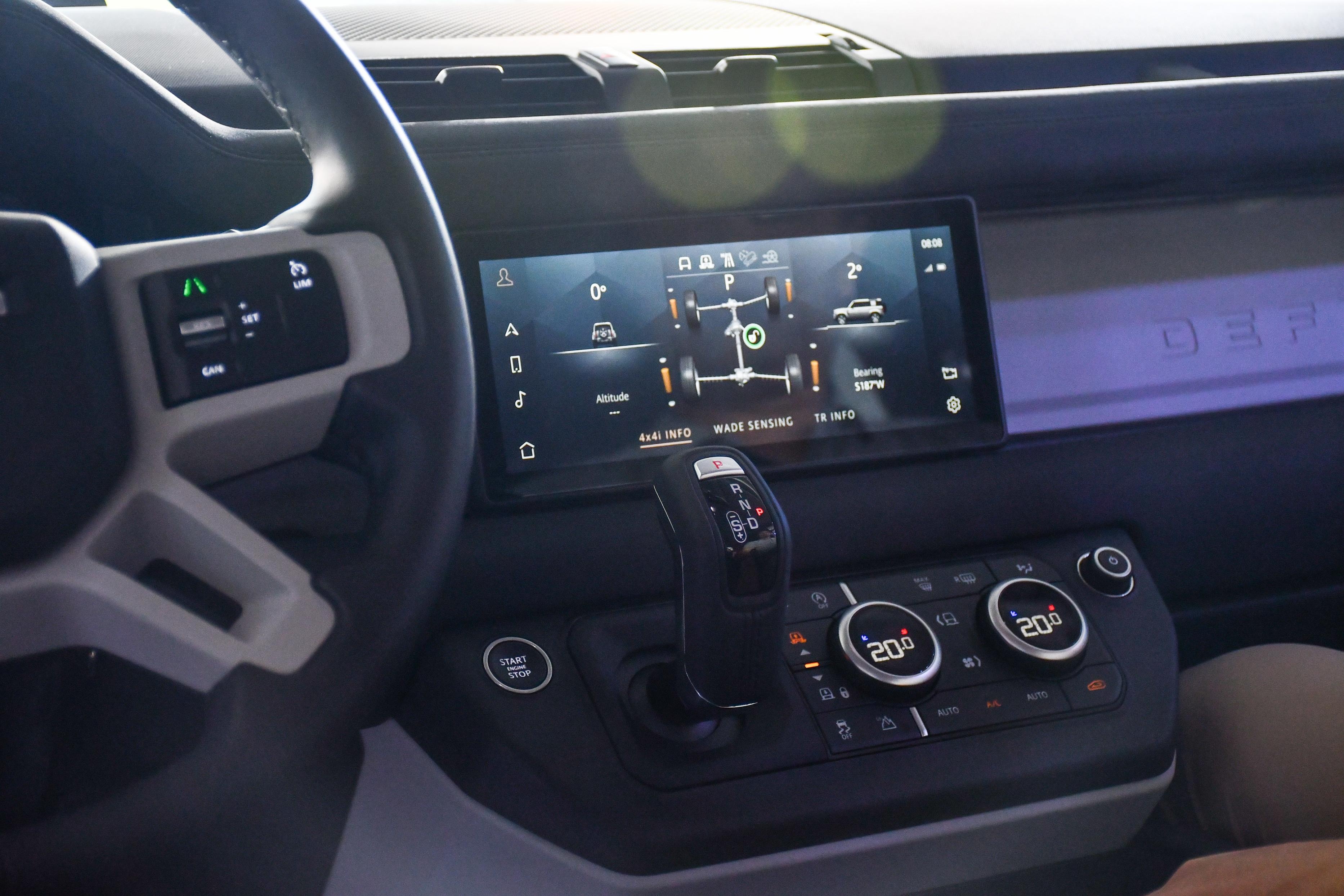 Land Rover Defender 2020 ve Viet Nam anh 9