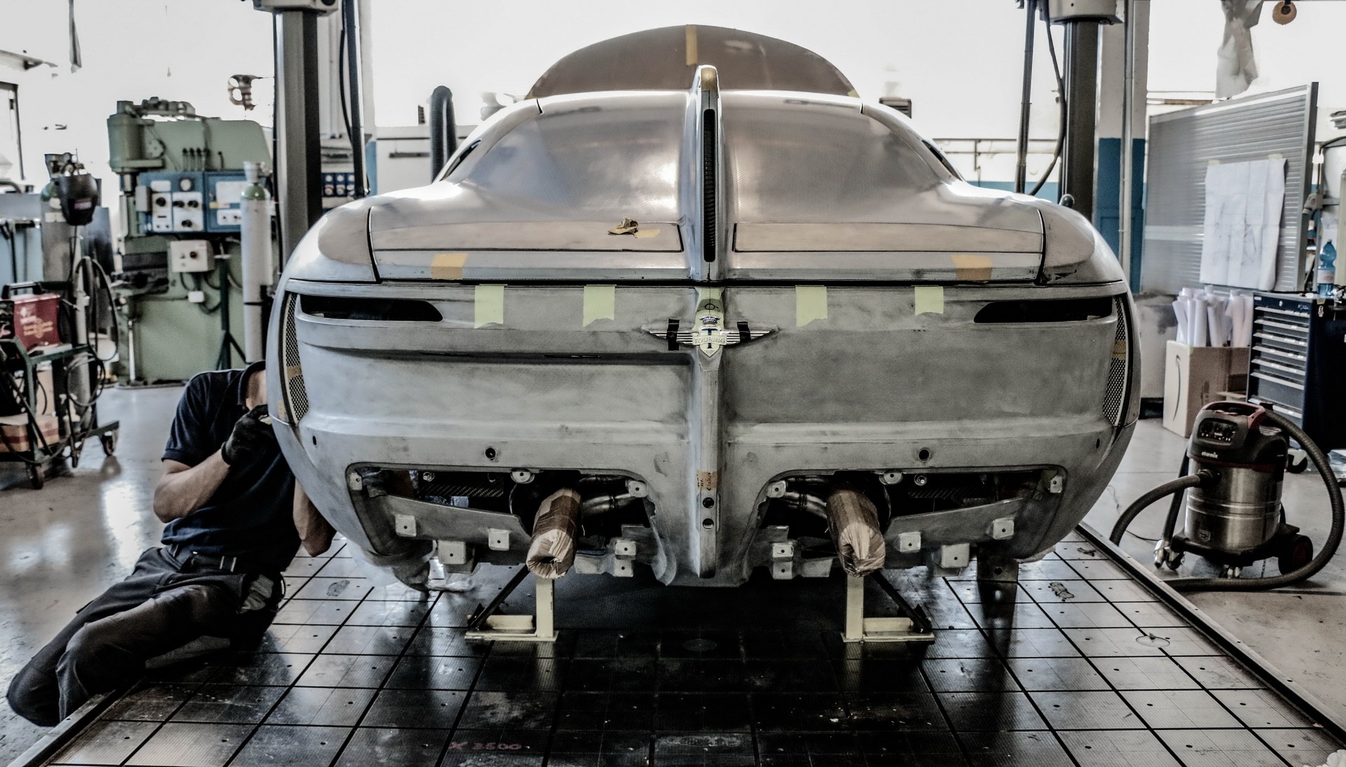 Touring Superleggera Aero 3 ra mat anh 29